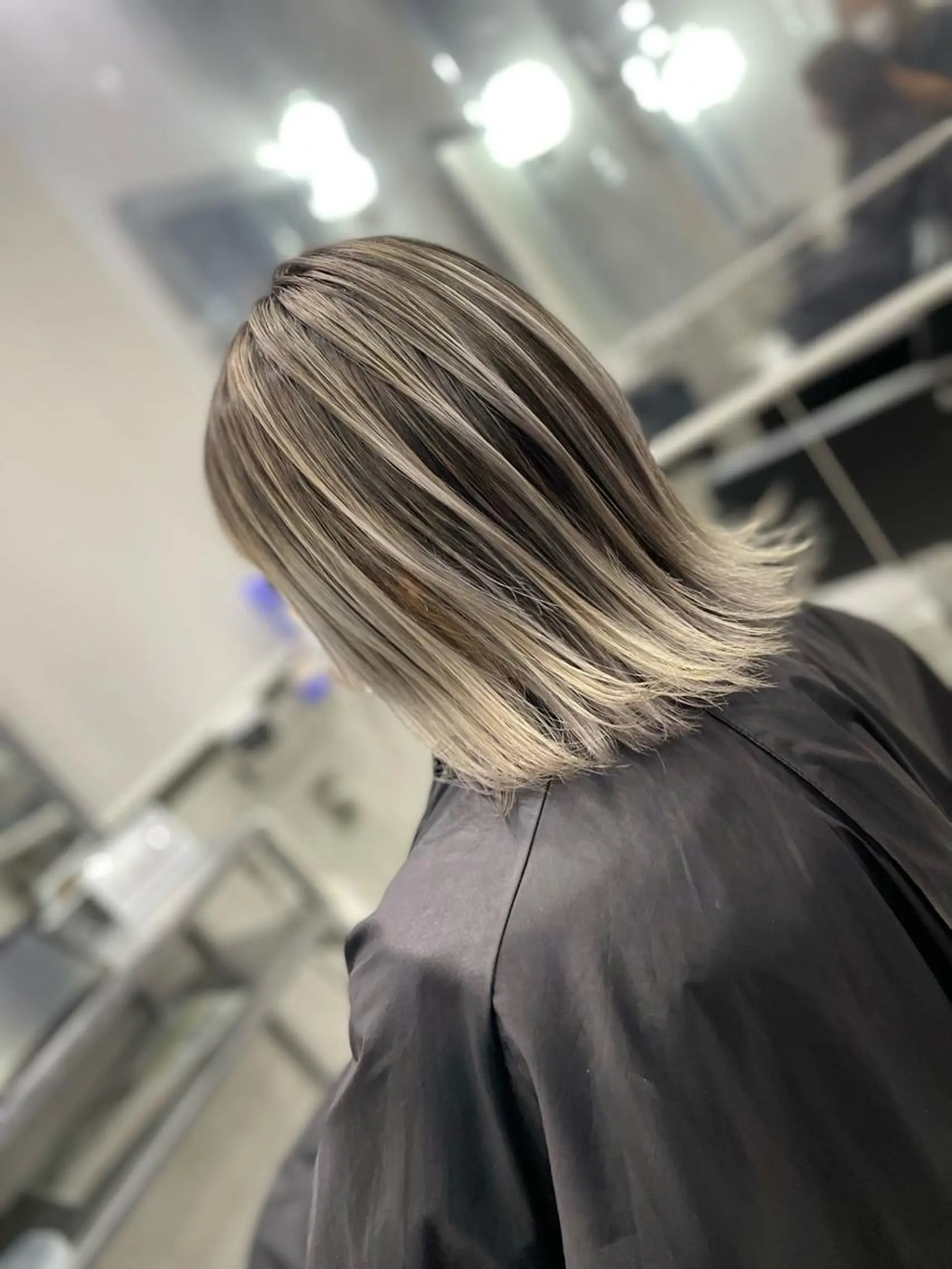 ミディアム カラー ヘアアレンジ VIM hairおもろまち店のヘアスタイル