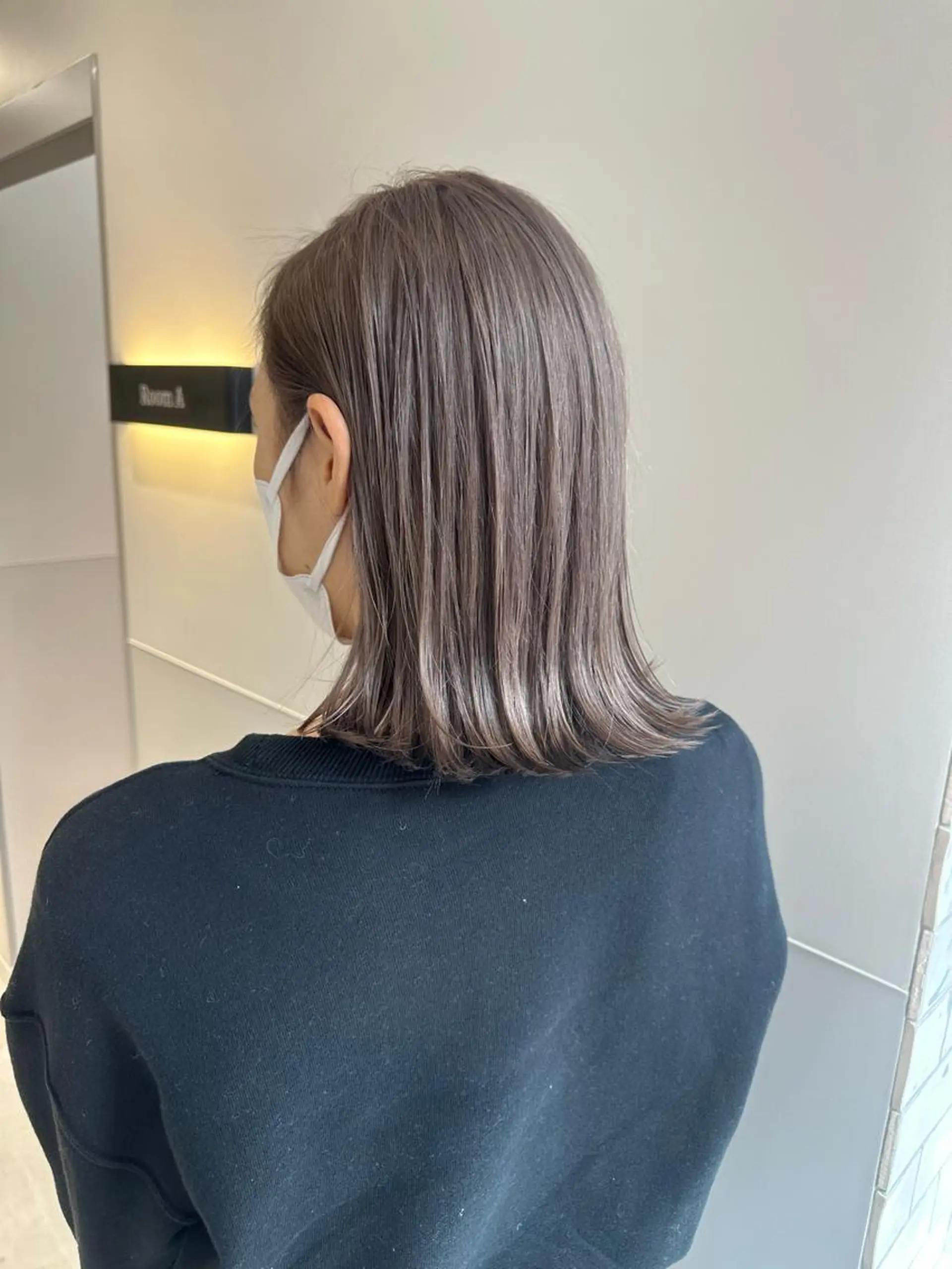ミディアム カラー パーマ ヘアアレンジ メンズ キッズ ネイル マツエク・マツパ アイブロウ メンズバレイヤージュ メンズブリーチ メンズハイライト メンズインナーカラー メンズ韓国風 切りっぱなしヘアボブ ミディアムヘアRYOのヘアスタイル