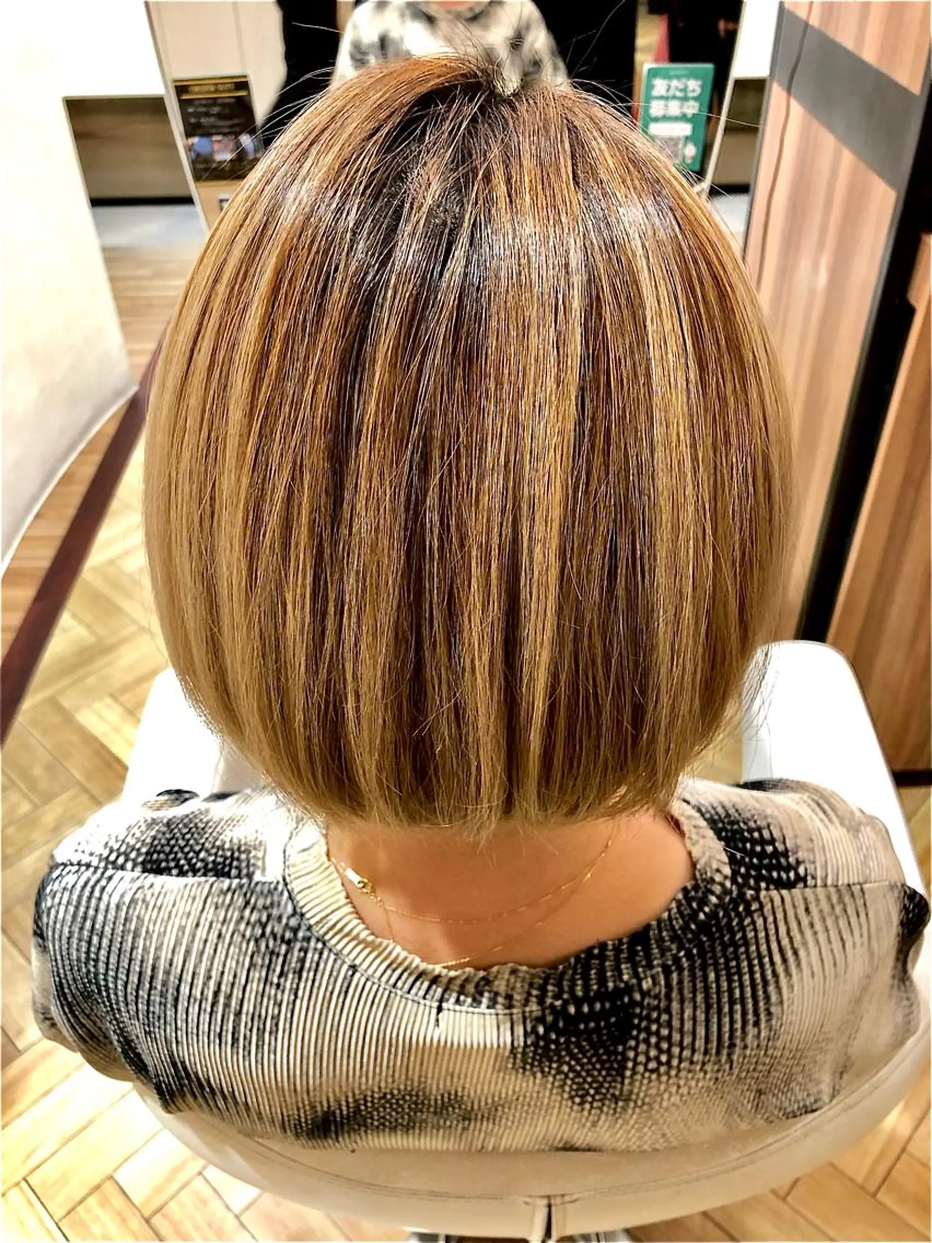 ショート パープルカラー ハイライト 岐阜1番韓国ヘア/ 星羅/23°のヘアスタイル