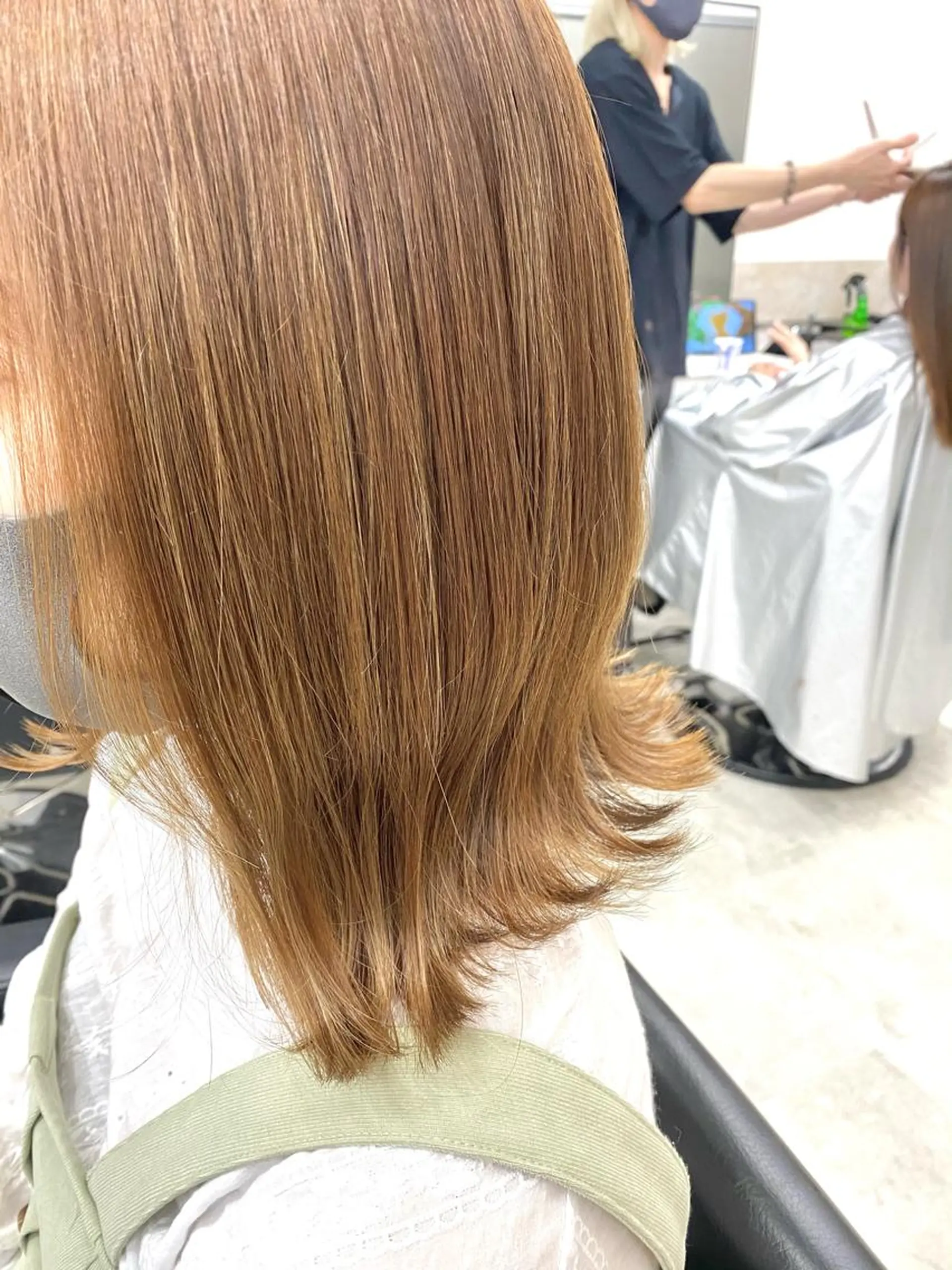 ショート カラー ベージュカラー ブリーチ ブリーチなしカラー カット ヘアカラー ピンク/ベージュ /似合わせ/田島百華のヘアスタイル