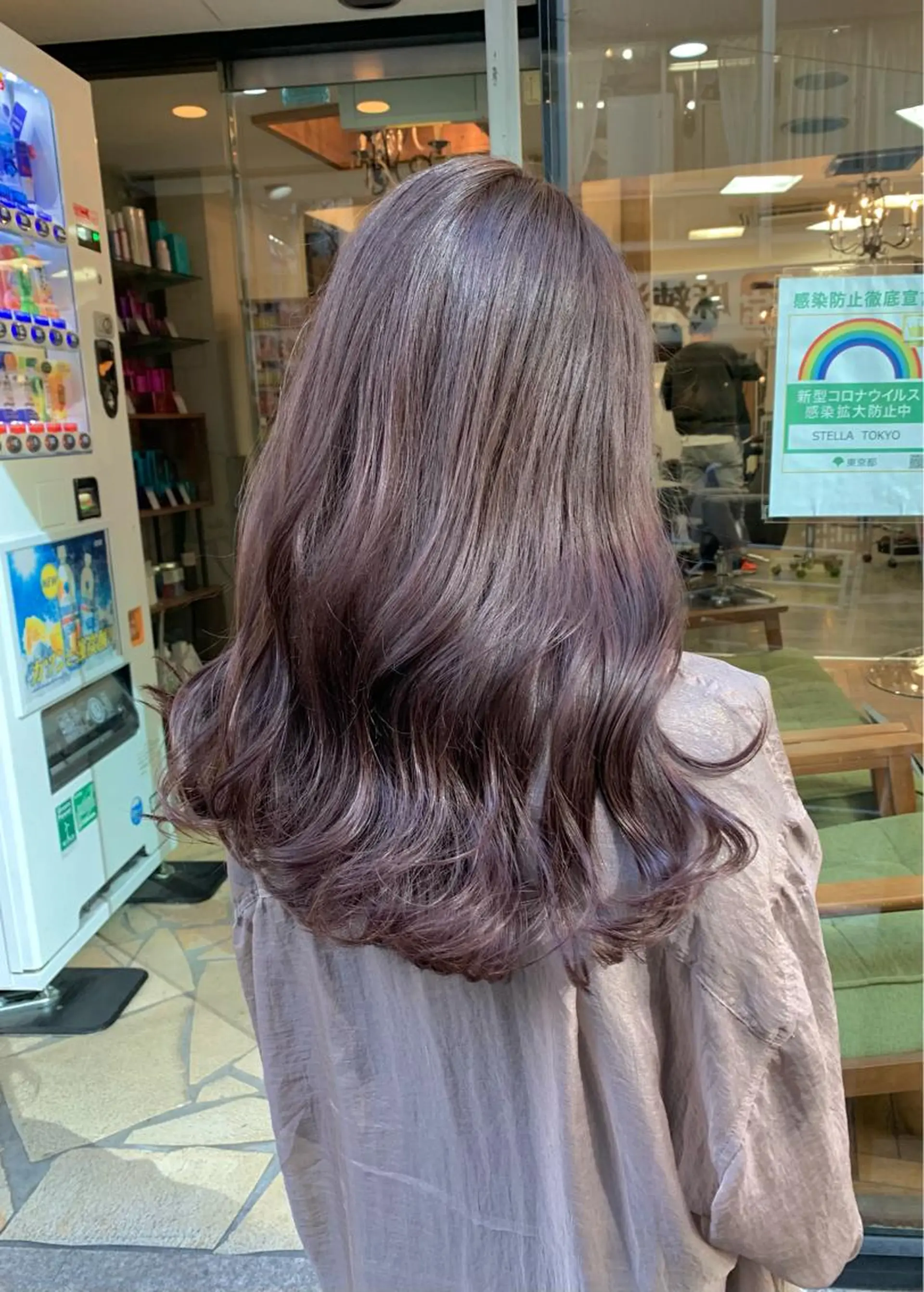 ロング カラー グレージュ ラベンダーカラー ラベンダーグレージュ ラベンダーグレー LUMO所属・矢野 晃平のヘアスタイル