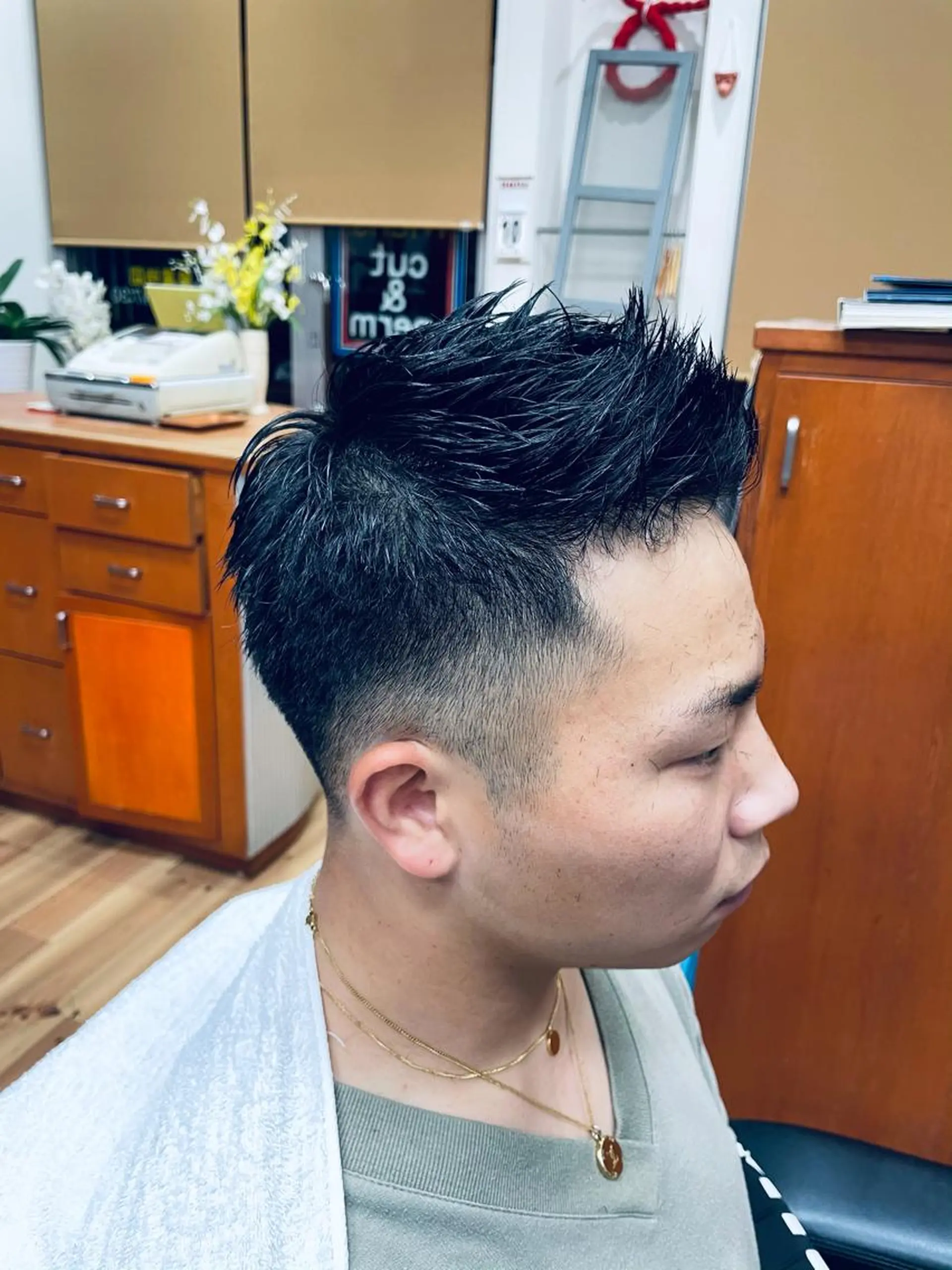 メンズ フェードカット 髪ingヨシムラ所属・吉村 拓也のヘアスタイル