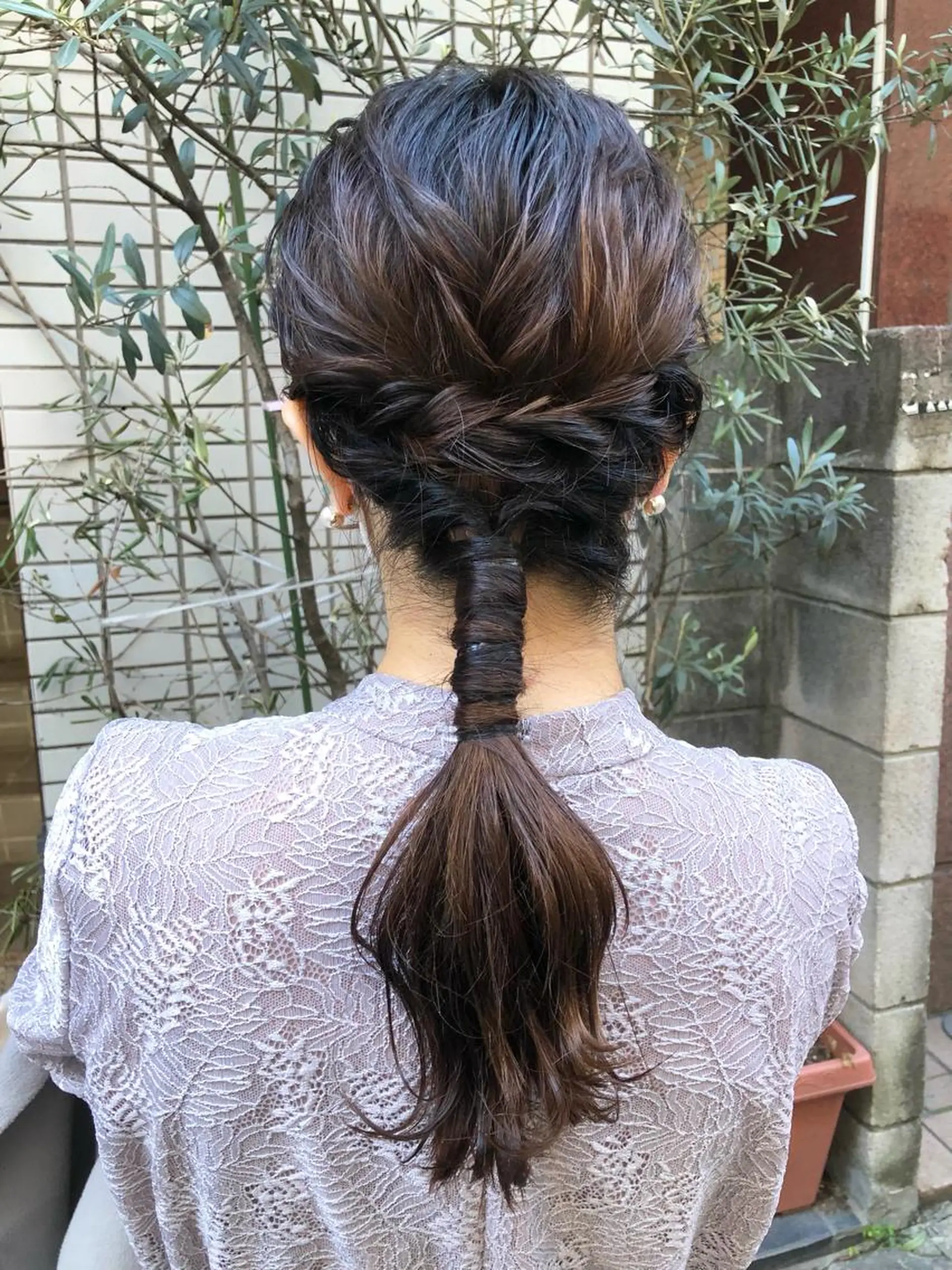 ミディアム ヘアアレンジ ハイトーン/ブリーチ 似合せカット/パーマのヘアスタイル