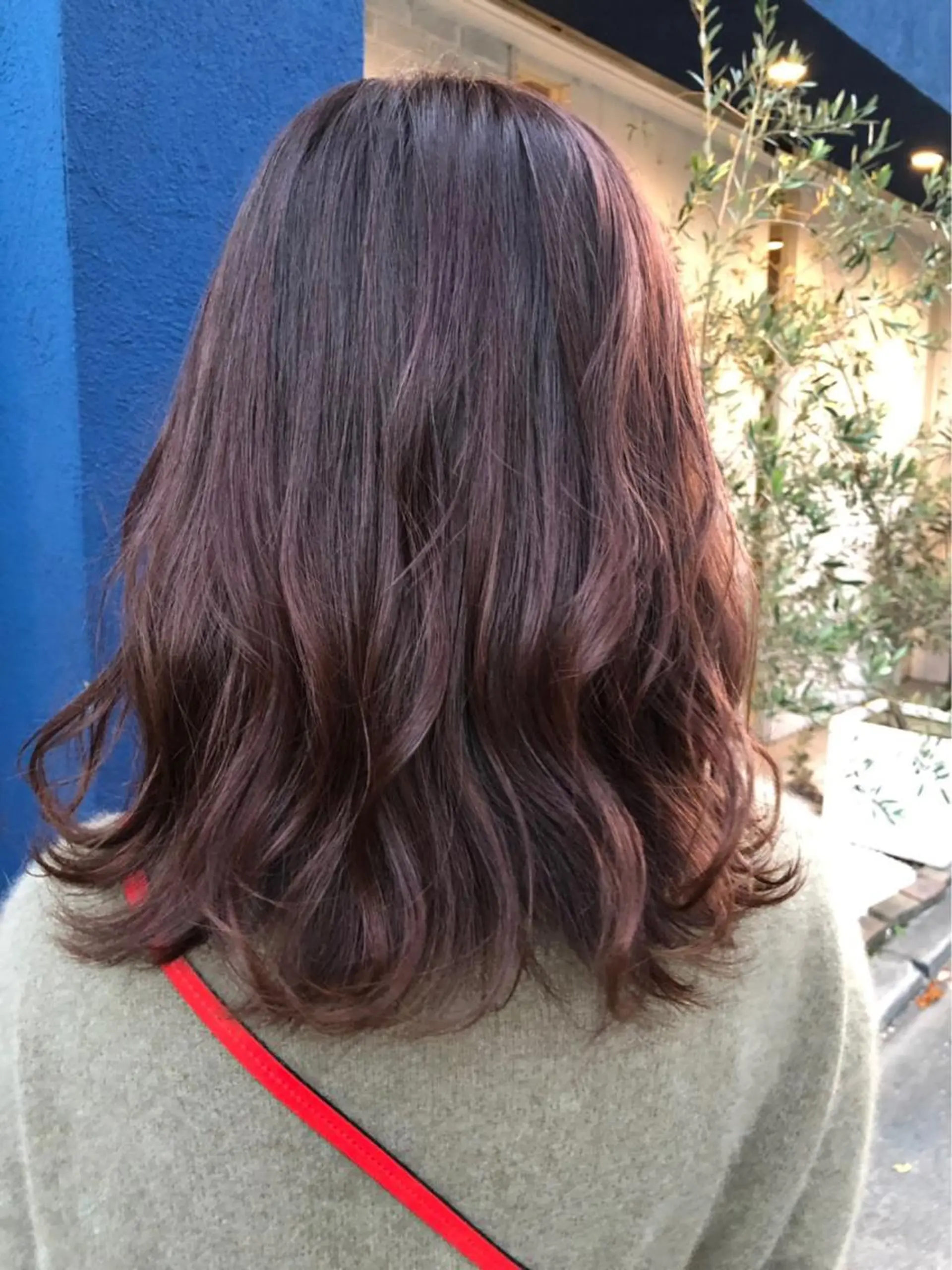 ミディアム カラー ラベンダーカラー ラベンダーピンク ピンクカラー 長尾 桃佳のヘアスタイル