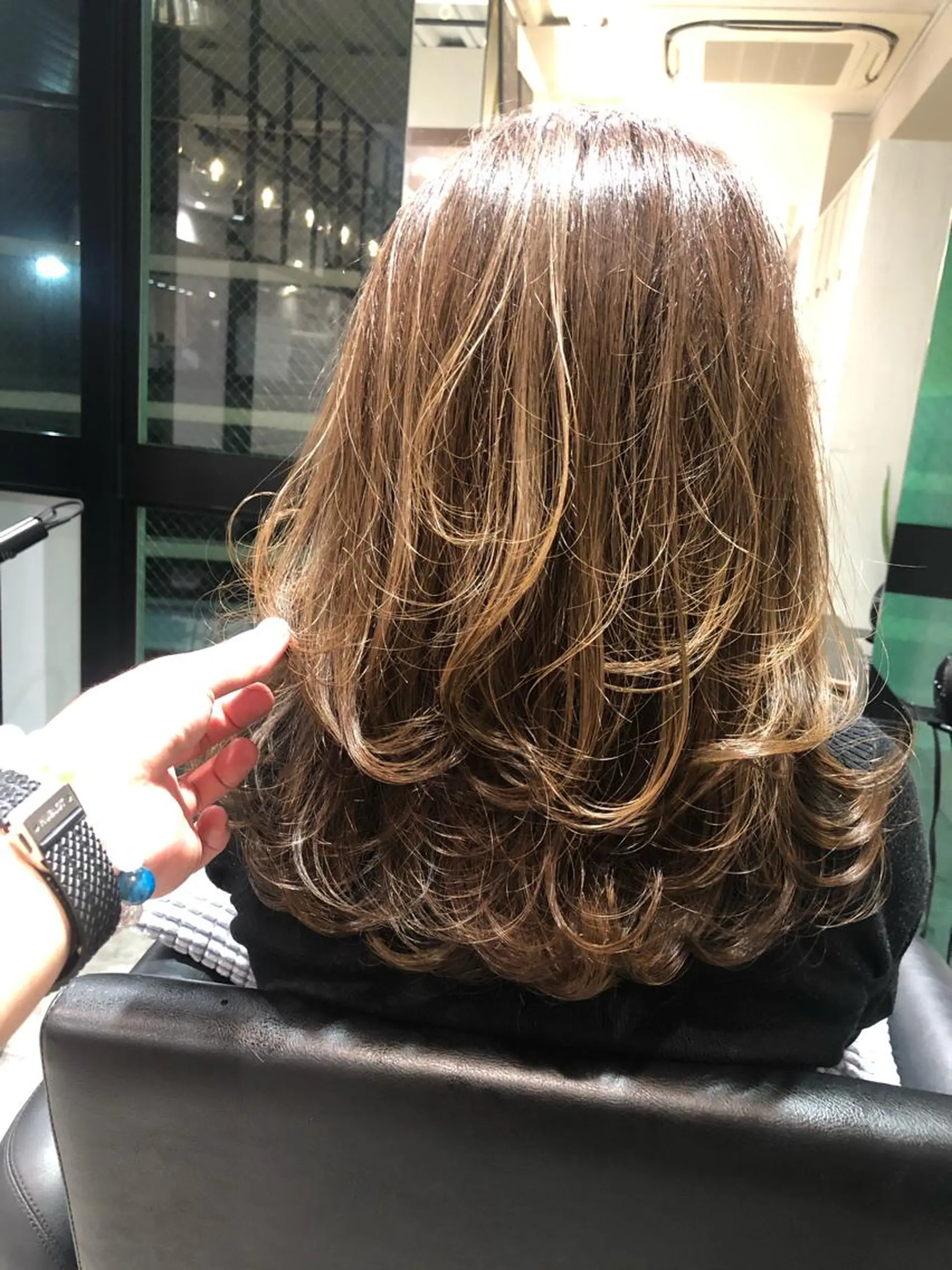 ミディアム Toiro 中目黒のヘアスタイル