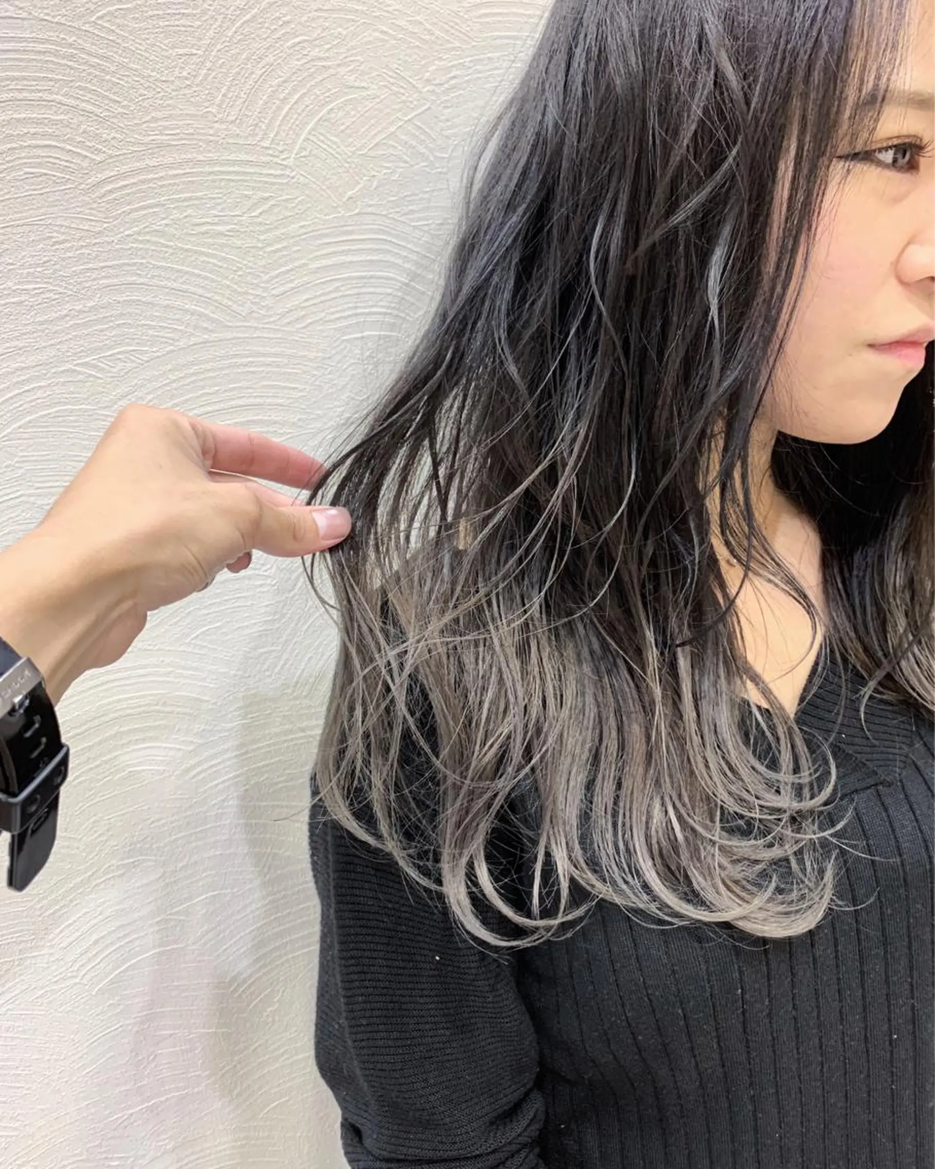 ロング カラー なかの たくみのヘアスタイル