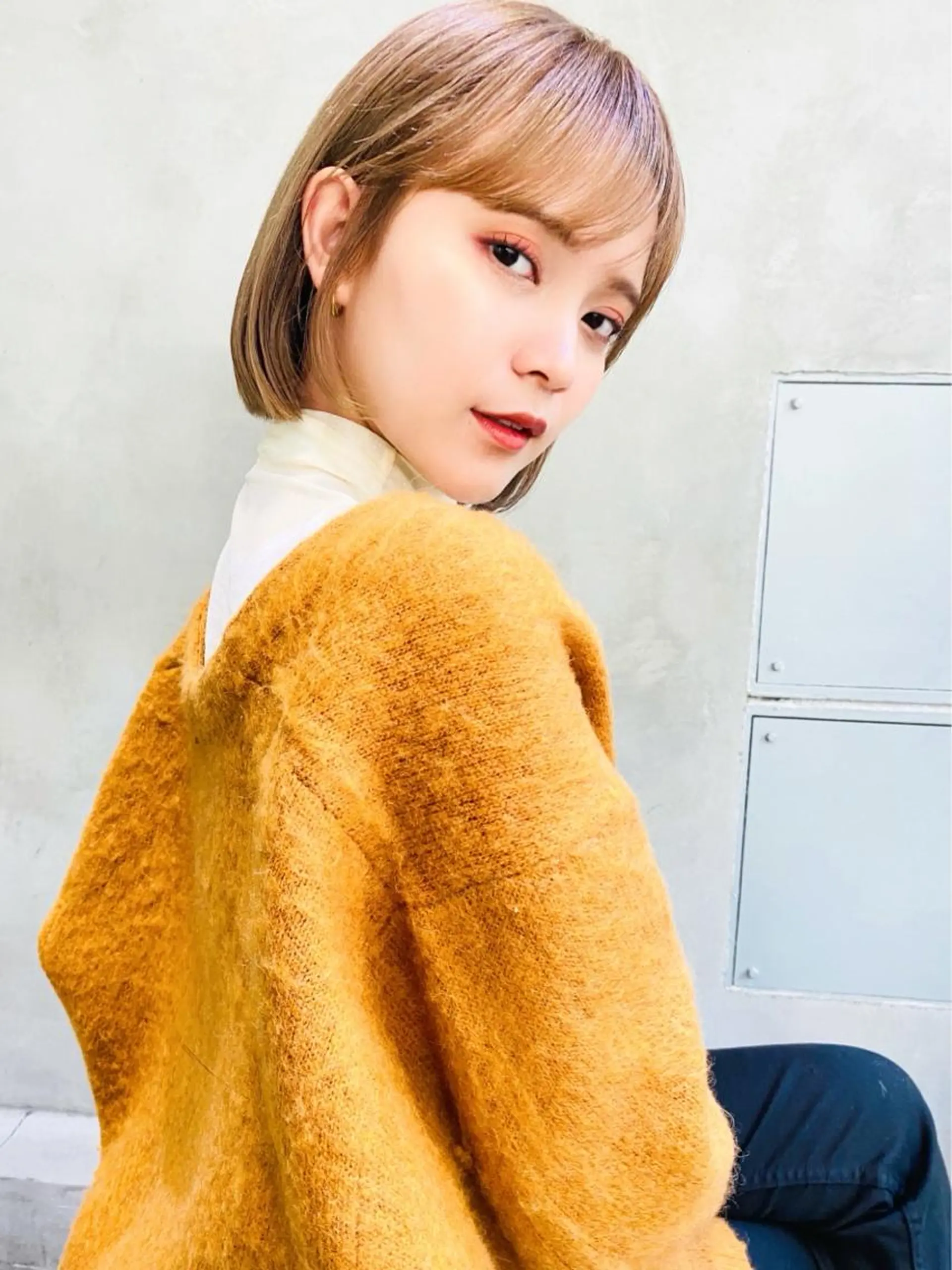 ミディアム カラー ヘアアレンジ ベージュカラー ミルクティーベージュ ボブ ヘアカラー トリートメント 山崎 澪 レイヤーカット/大宮のヘアスタイル