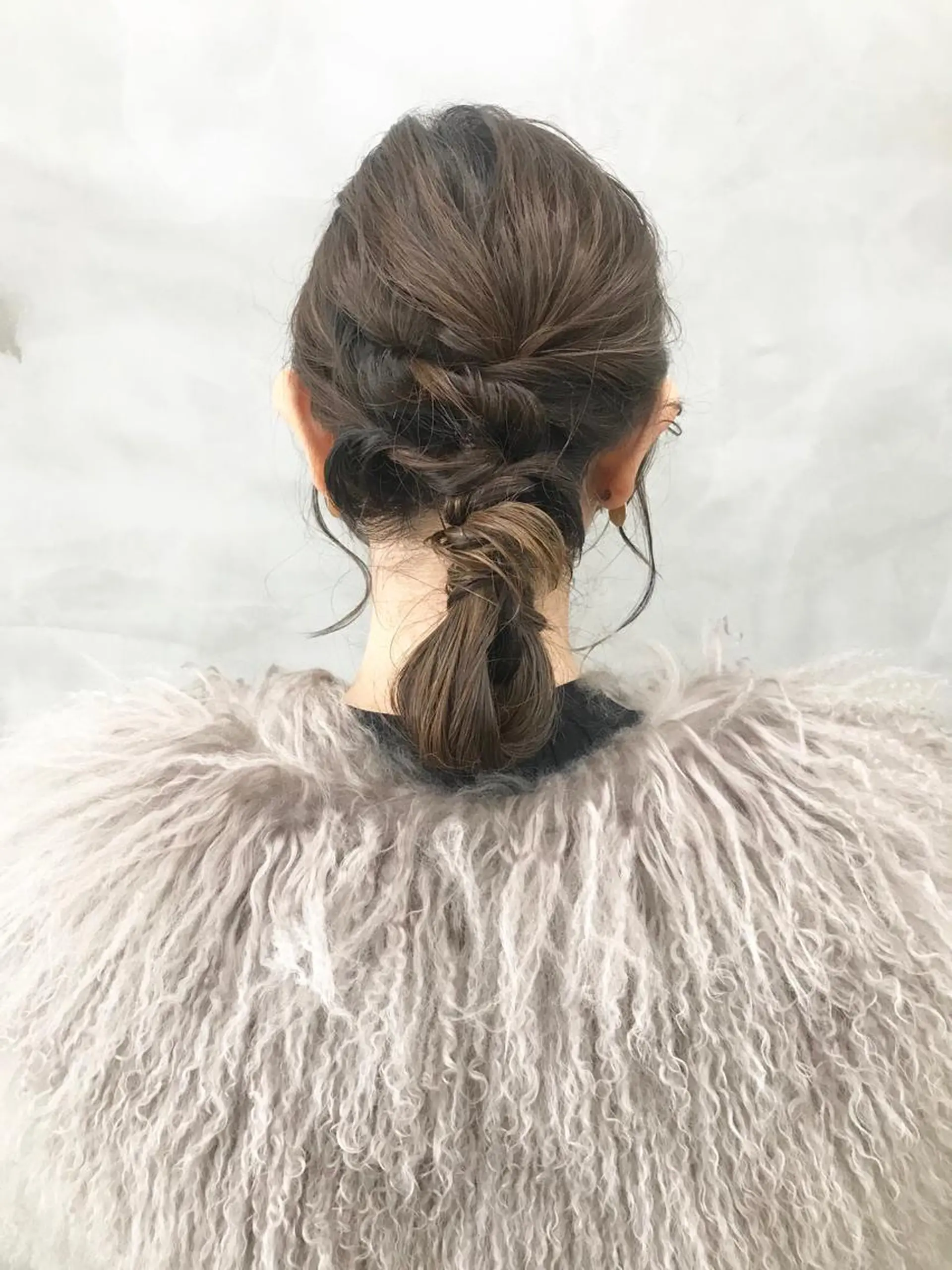 ヘアアレンジ 簡単アレンジ ヘアセット 💓パーマ，💗 レイヤーカットのヘアスタイル