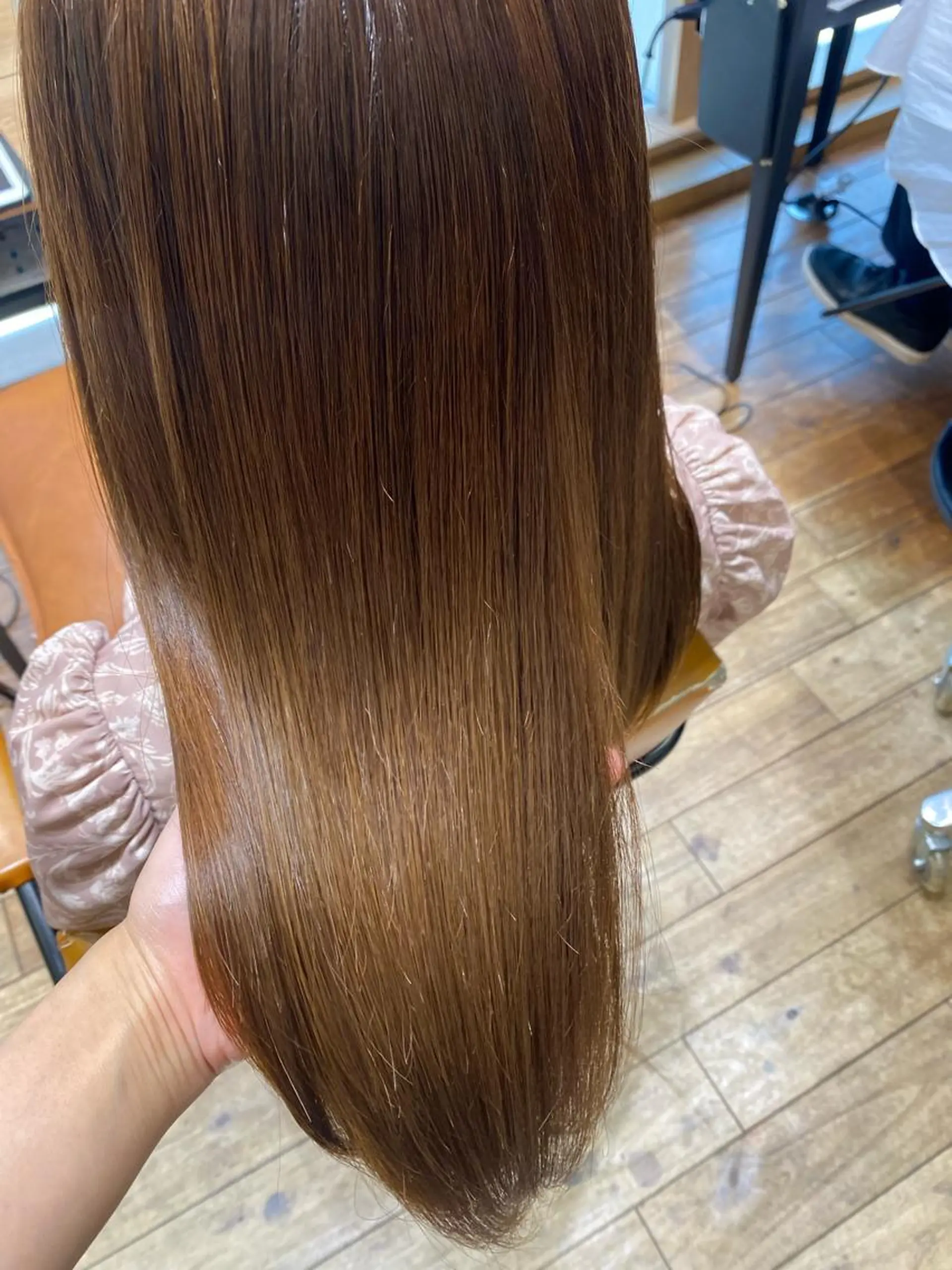 セミロング カラー パーマ セミロングパーマ ベージュカラー ブラウンカラー ブラウンベージュ 髪質改善 顔周り/くびれヘア 韓国ヘア💕風間るなのヘアスタイル