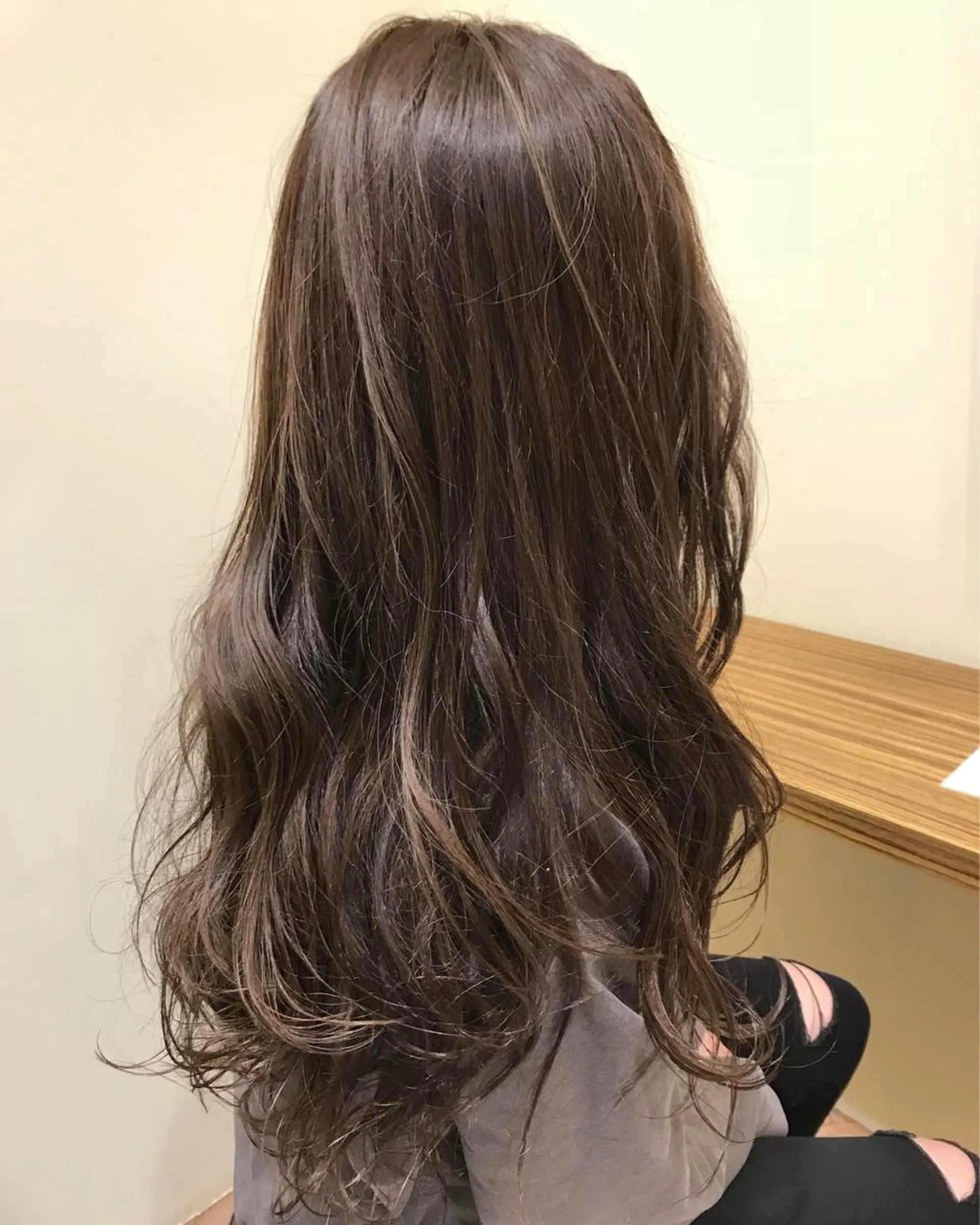 ロング カラー 🍋透け感カラー🍃 オリーブ🍐Kahoのヘアスタイル