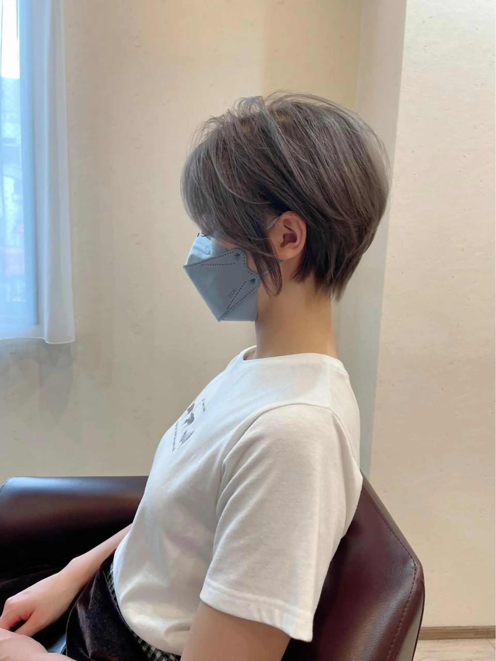 ミディアム ボブ 髪質改善 韓国風ヘア シースルーバング 小顔カット カット ヘアカラー トリートメント 🌹ハッシュカット、 レイヤー韓国ヘア🌹のヘアスタイル