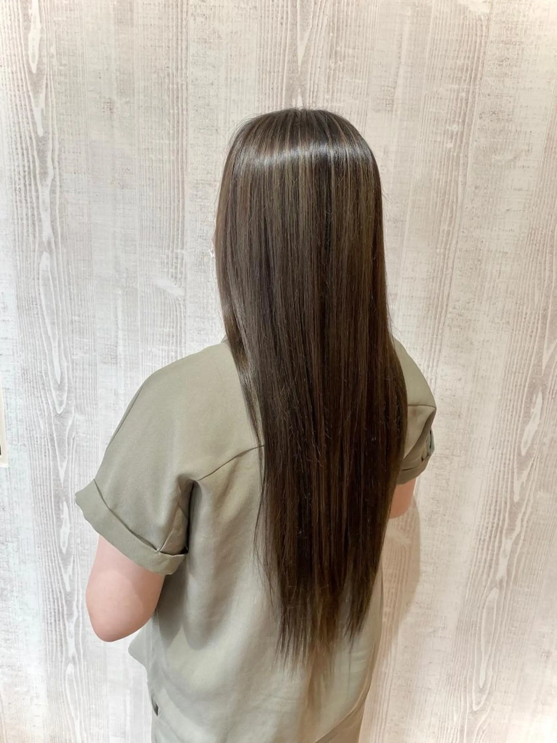 ロング カラー ベージュカラー ハイライトカラー ハイライト ヘアカラー トリートメント Kazu .Kのヘアスタイル