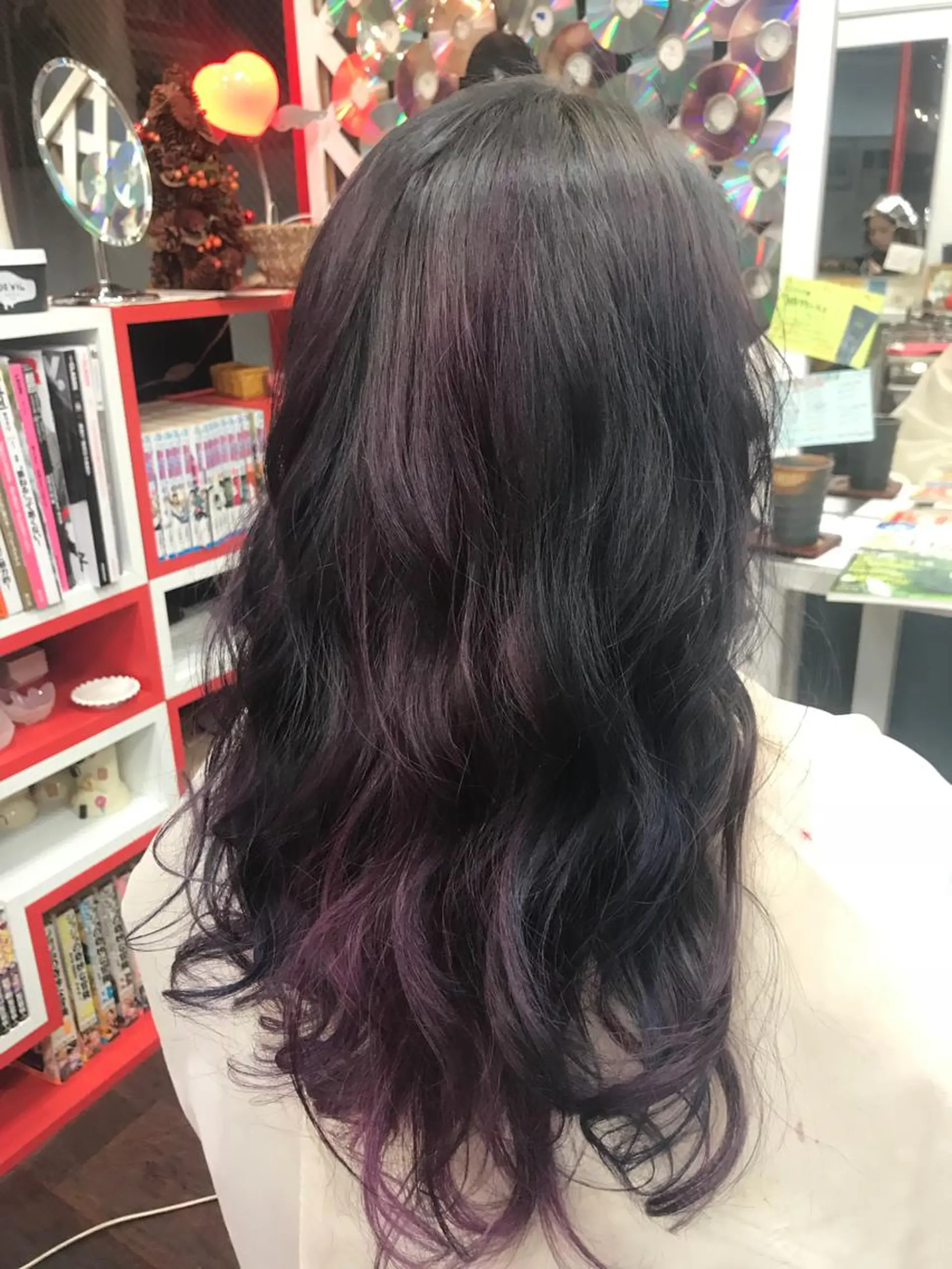 ロング カラー 岩谷/ブリーチ 🪽透明感カラーのヘアスタイル