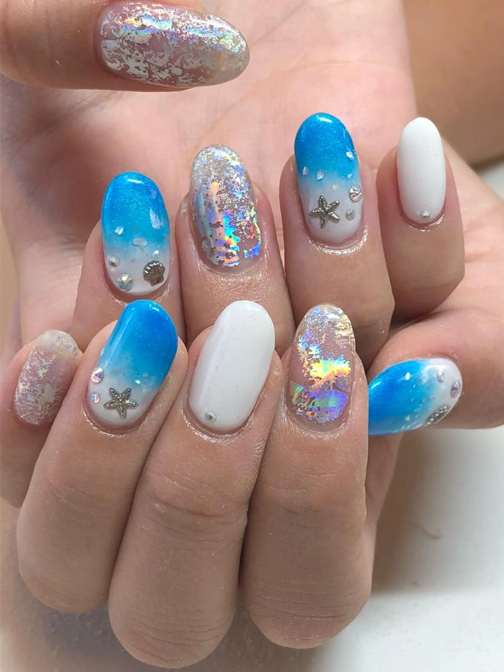 ネイル ジェルネイル KIREIE NAILSのネイルデザイン