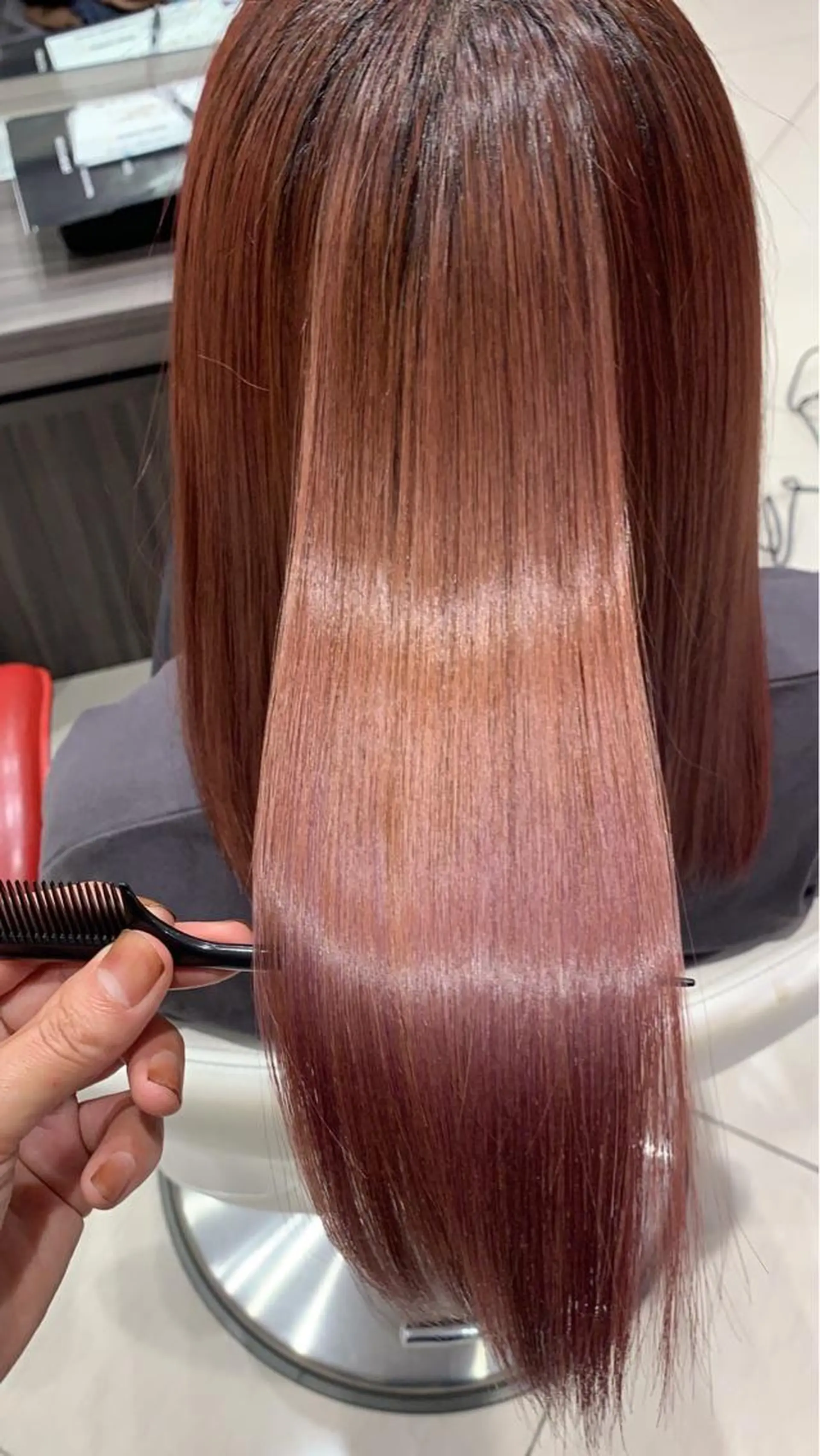 ロング カラー トリートメント ERIKO Tのヘアスタイル