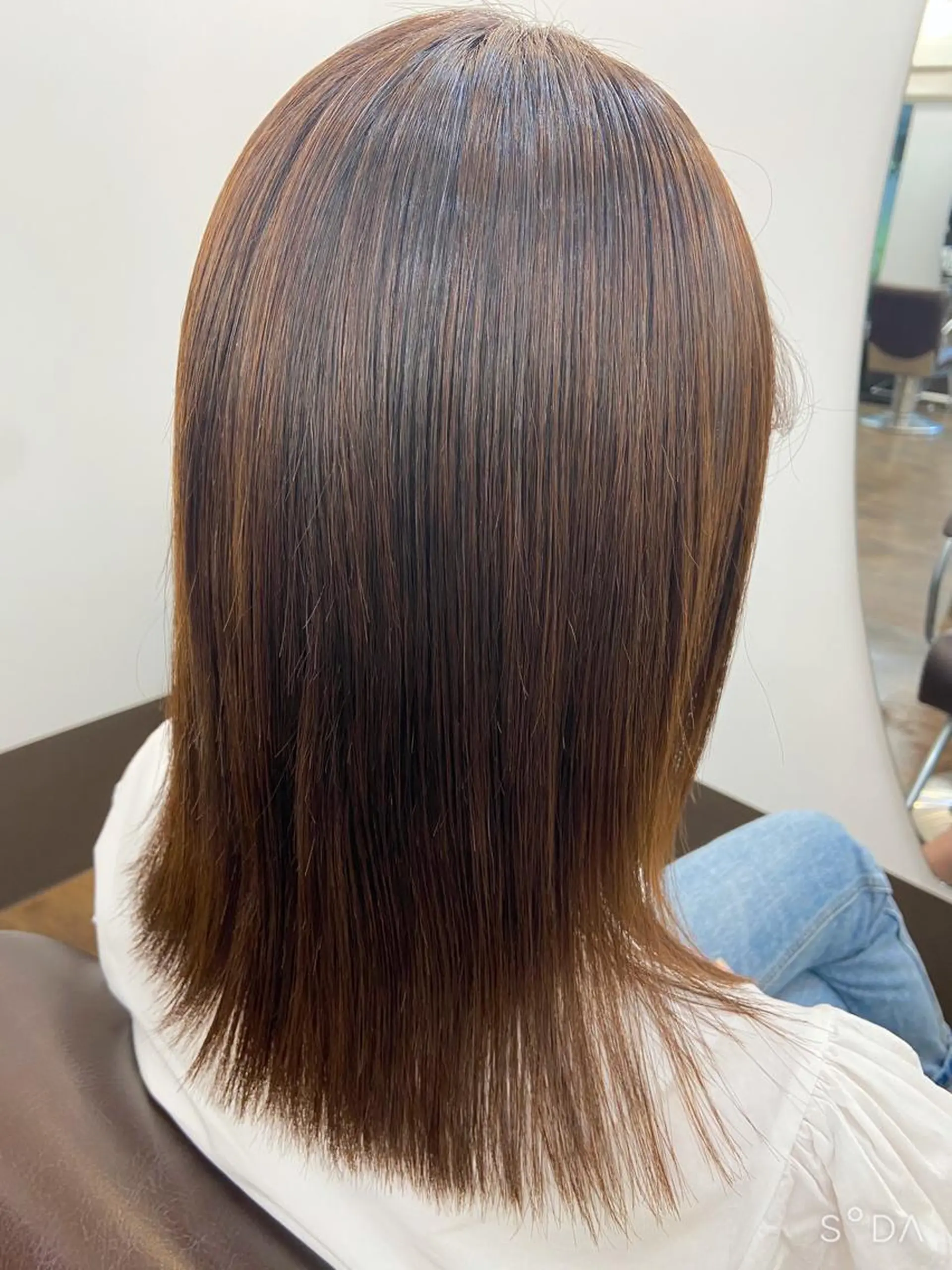 ミディアム 早稲田 千尋のヘアスタイル