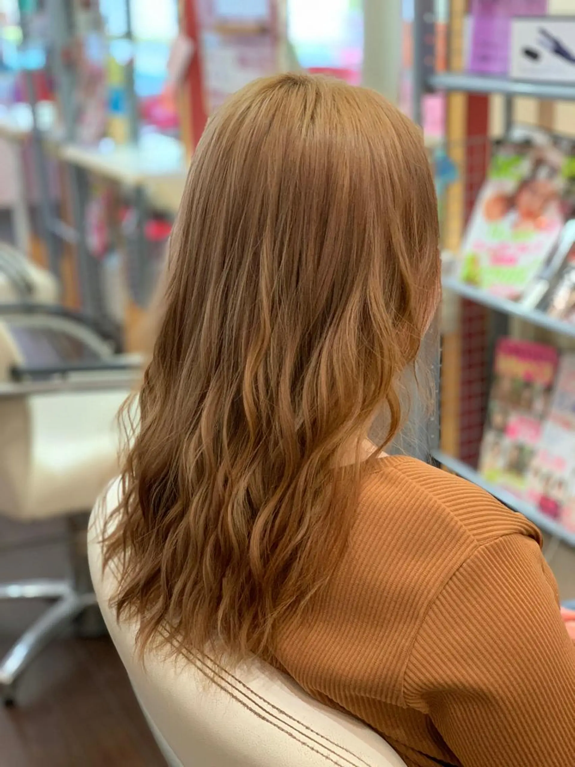 ロング ヘアカラー たけい ゆうきのヘアスタイル