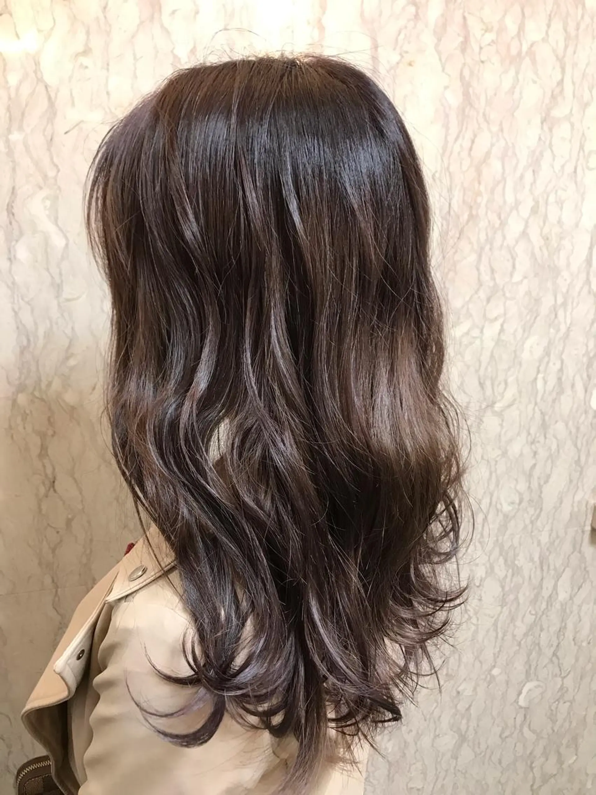 カラー アッシュ 透明感カラー ラベンダーカラー ラベンダーアッシュ 似合わせ/ブリーチ カラー.岡田友仁のヘアスタイル