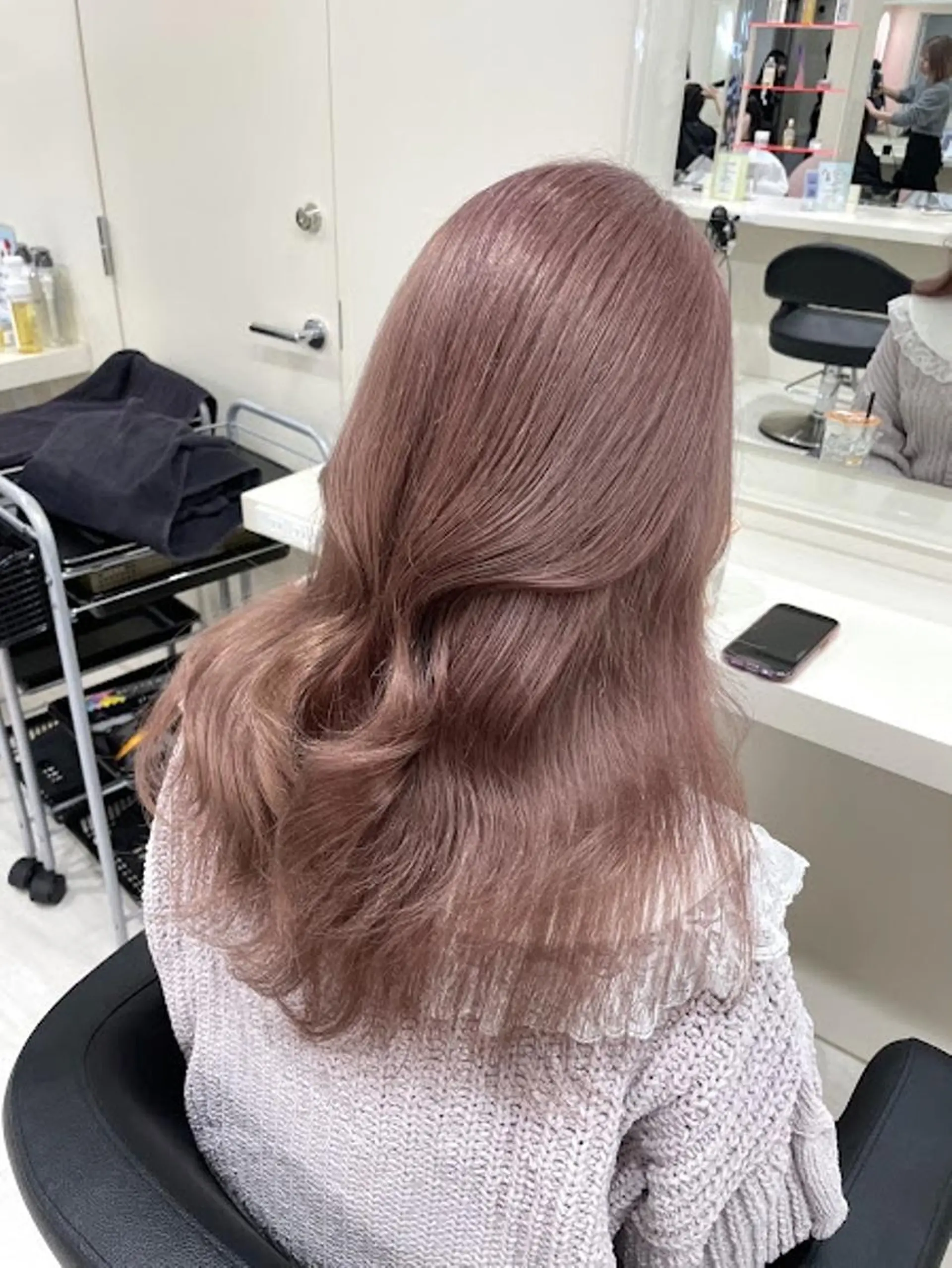 カラー 🪞【公式】表参道 🪞knot🪞のヘアスタイル