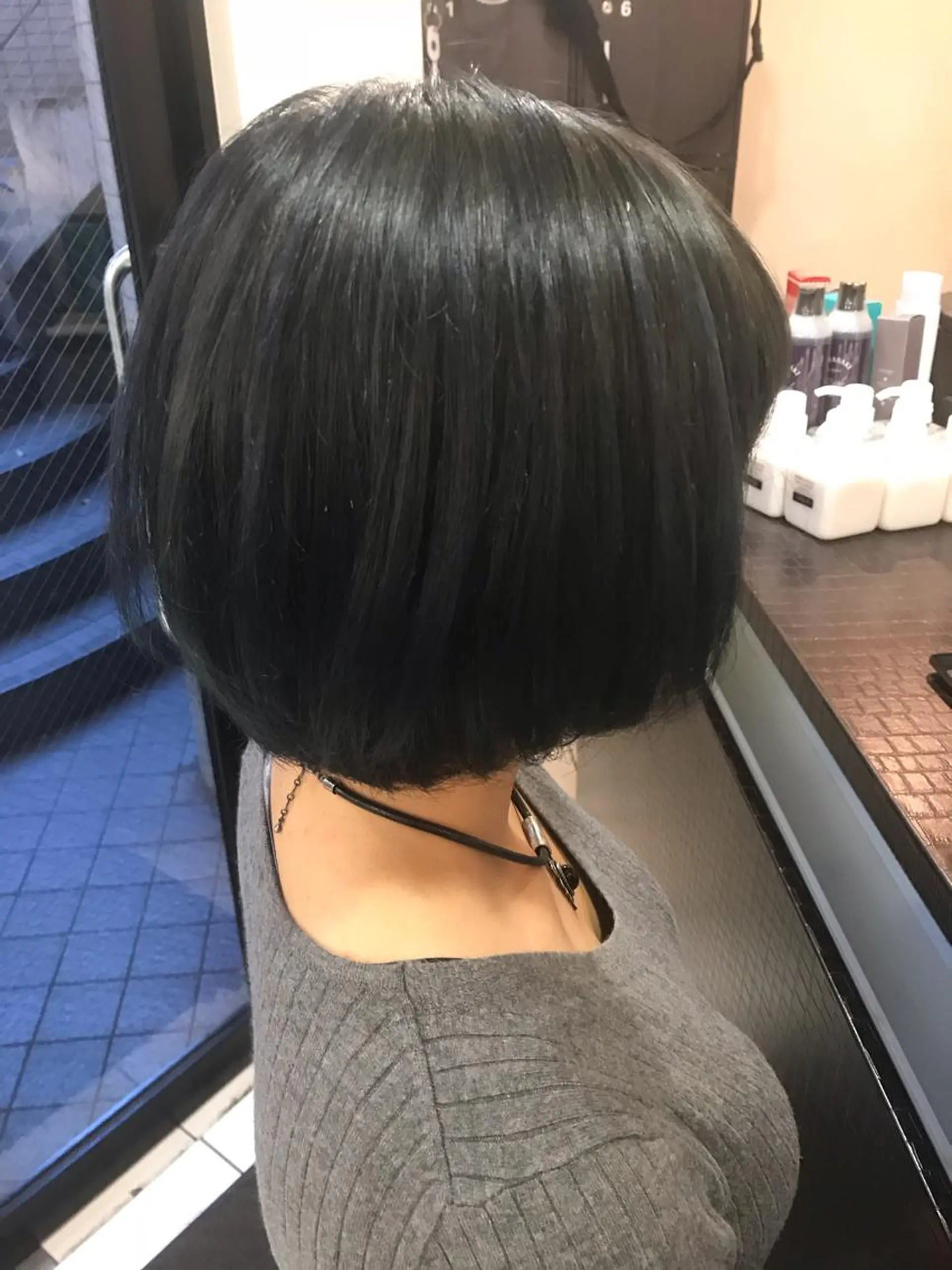 ショート カラー パーマ ヘアアレンジ メンズ キッズ ネイル マツエク・マツパ ショートボブ メンズブリーチ メンズハイライト ブリーチ ブルーカラー 神山 昌子のヘアスタイル
