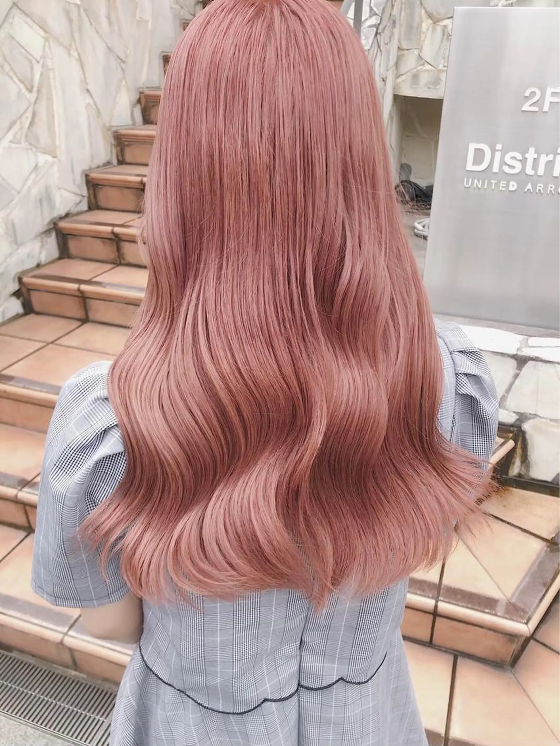 ロング カラー パーマ ヘアアレンジ メンズ キッズ ネイル マツエク・マツパ アイブロウ 🎀韓国レイヤー YURINA🎀のヘアスタイル