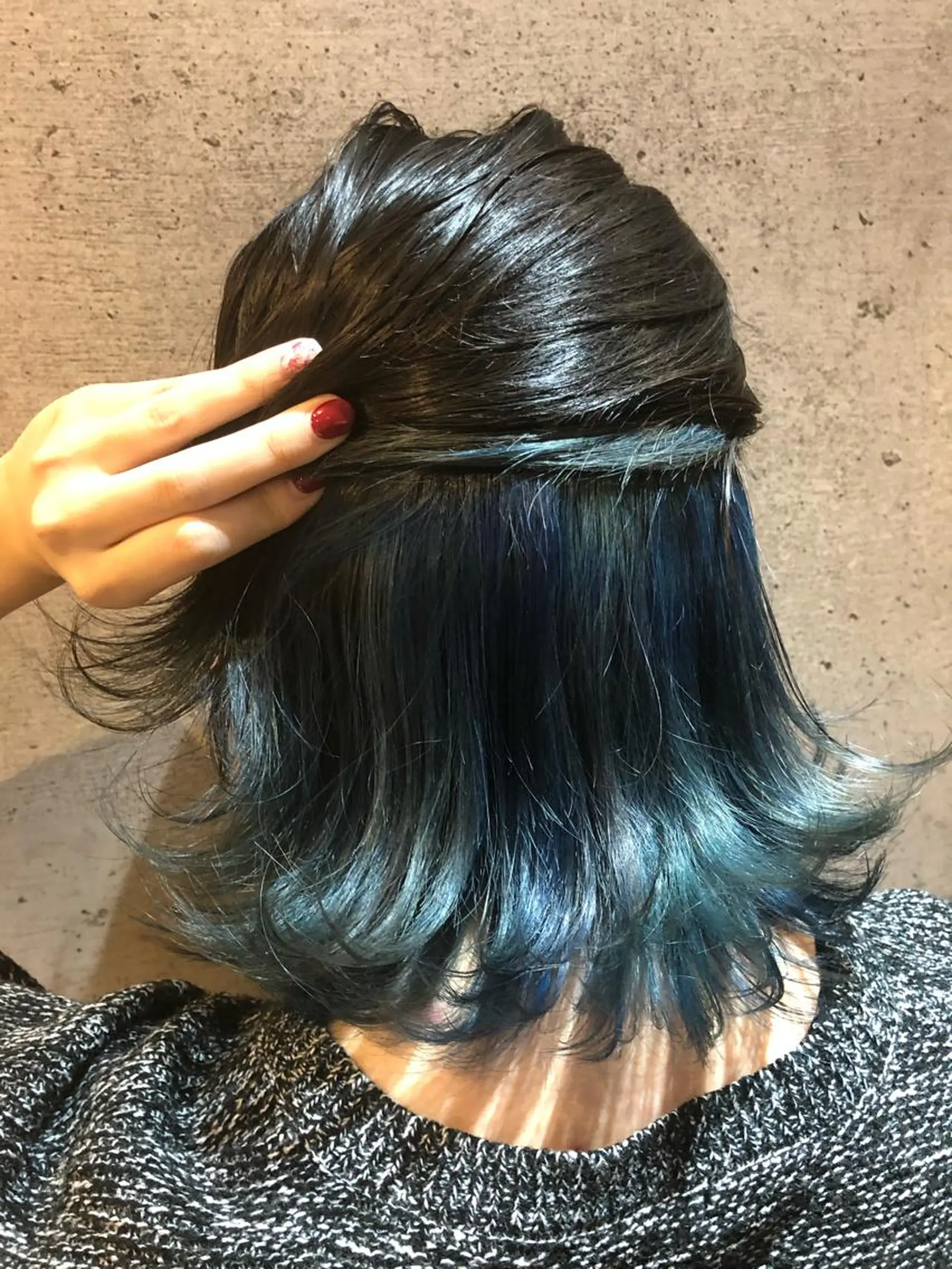 ミディアム カット ヘアカラー トリートメント 久保 敏之のヘアスタイル