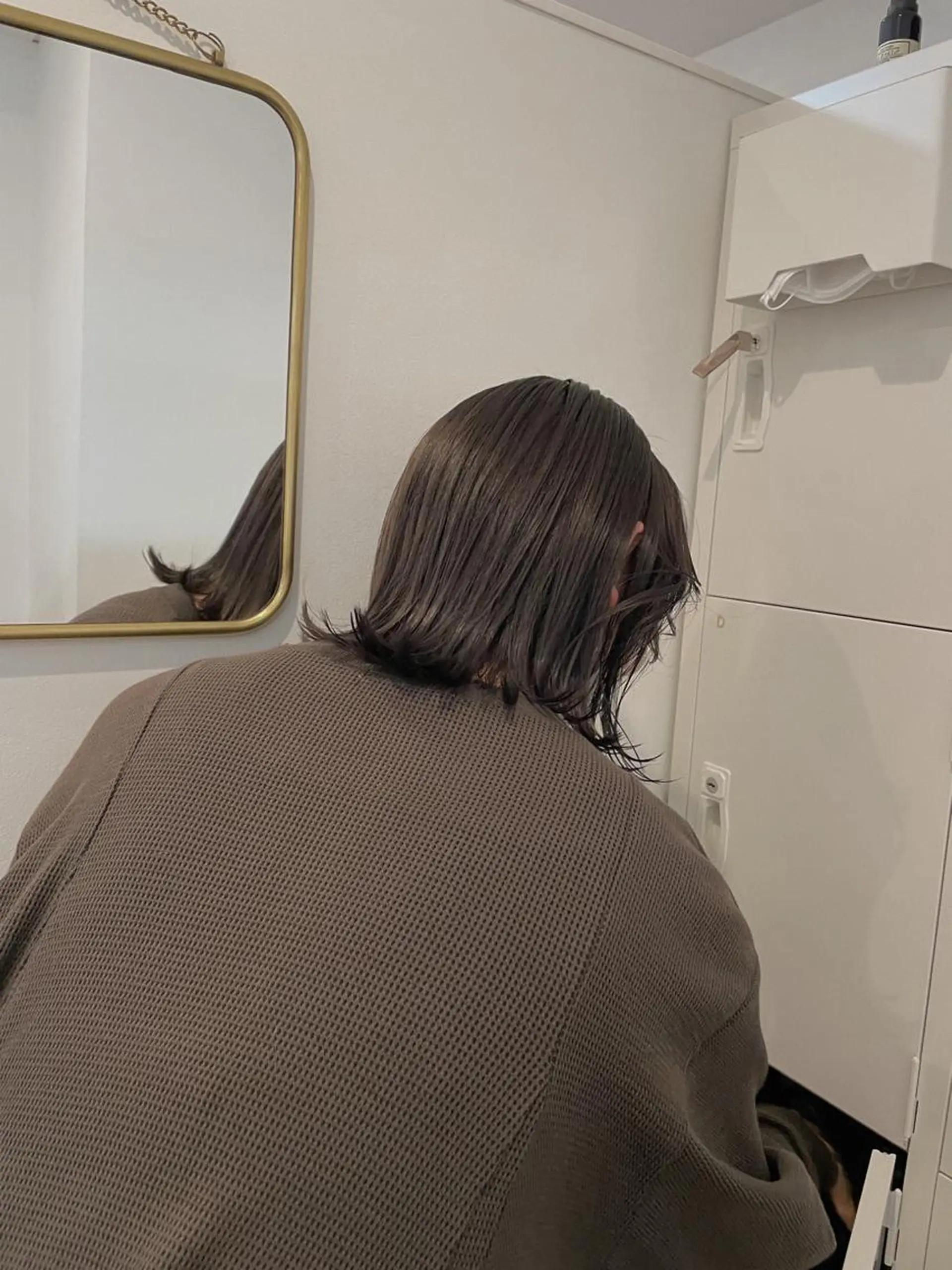 ミディアム カラー ブリーチ 透明感カラー ダブルカラー ブリーチなしカラー 縮毛矯正 ヘアカラー 梅田／ベージュ レイヤー／ヌマタのヘアスタイル