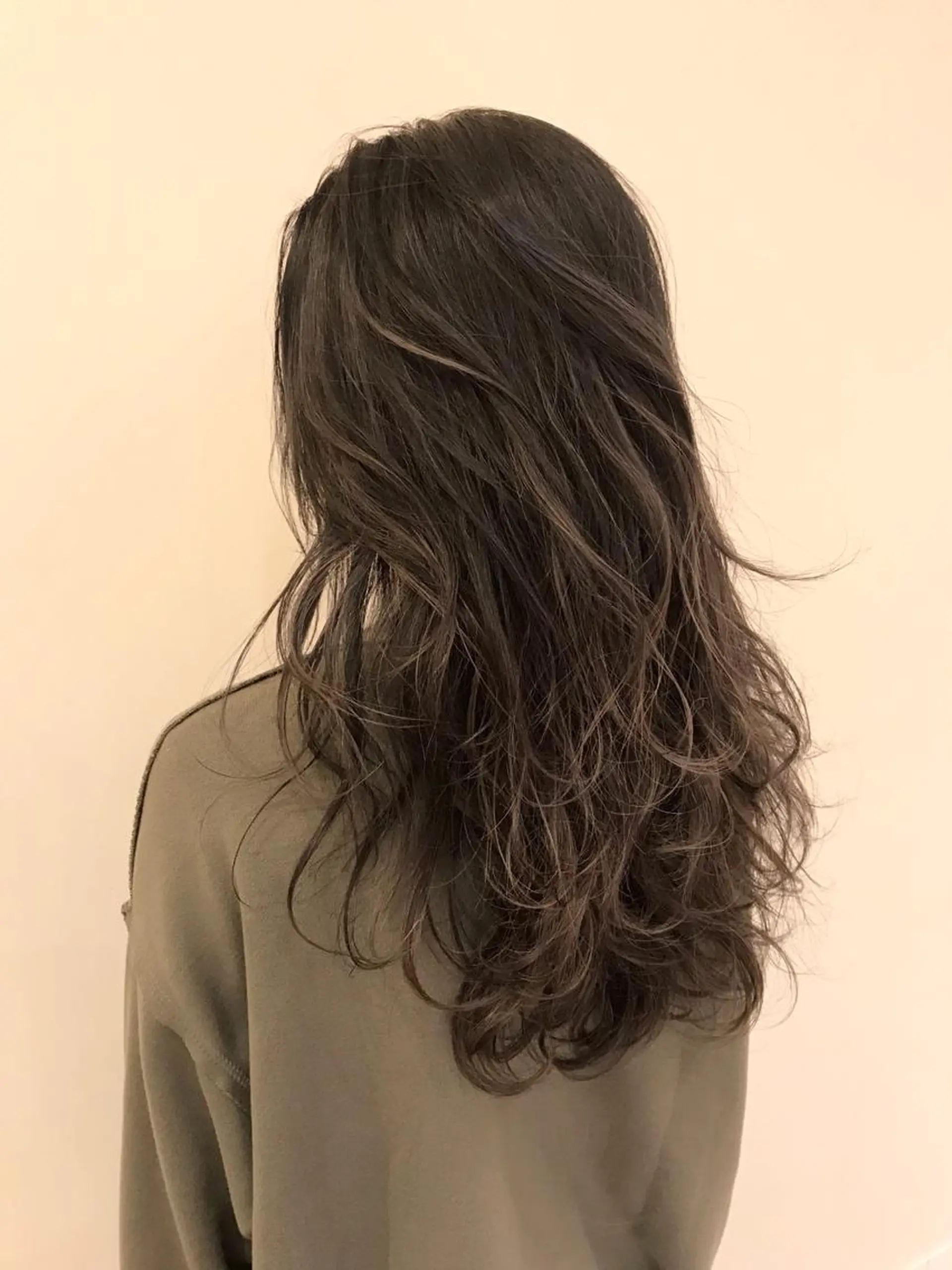 ロング カラー シールエクステ⭐️ オオミタクヤのヘアスタイル