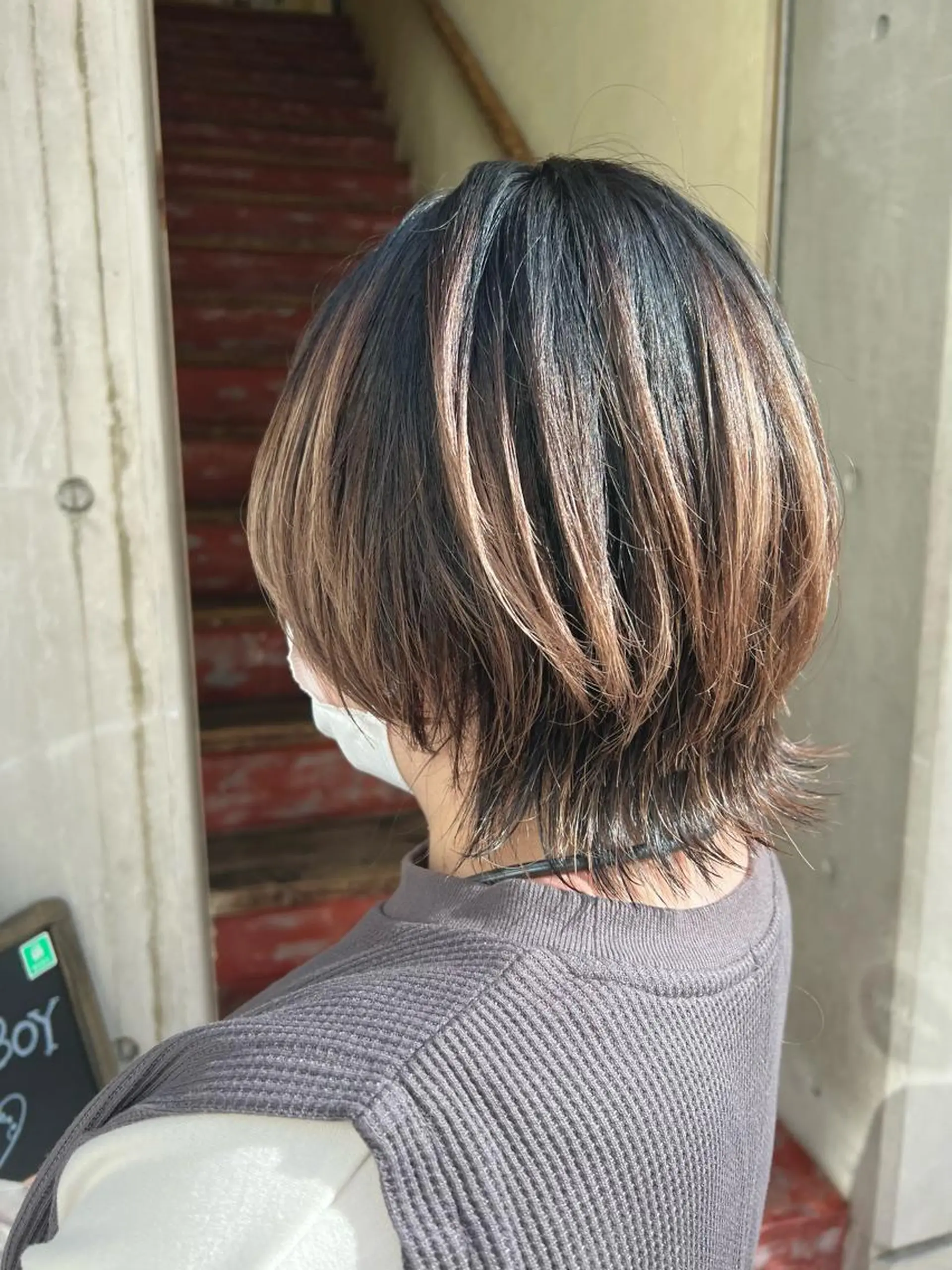 ショート カラー ウルフカット 「sumi」 AMIのヘアスタイル