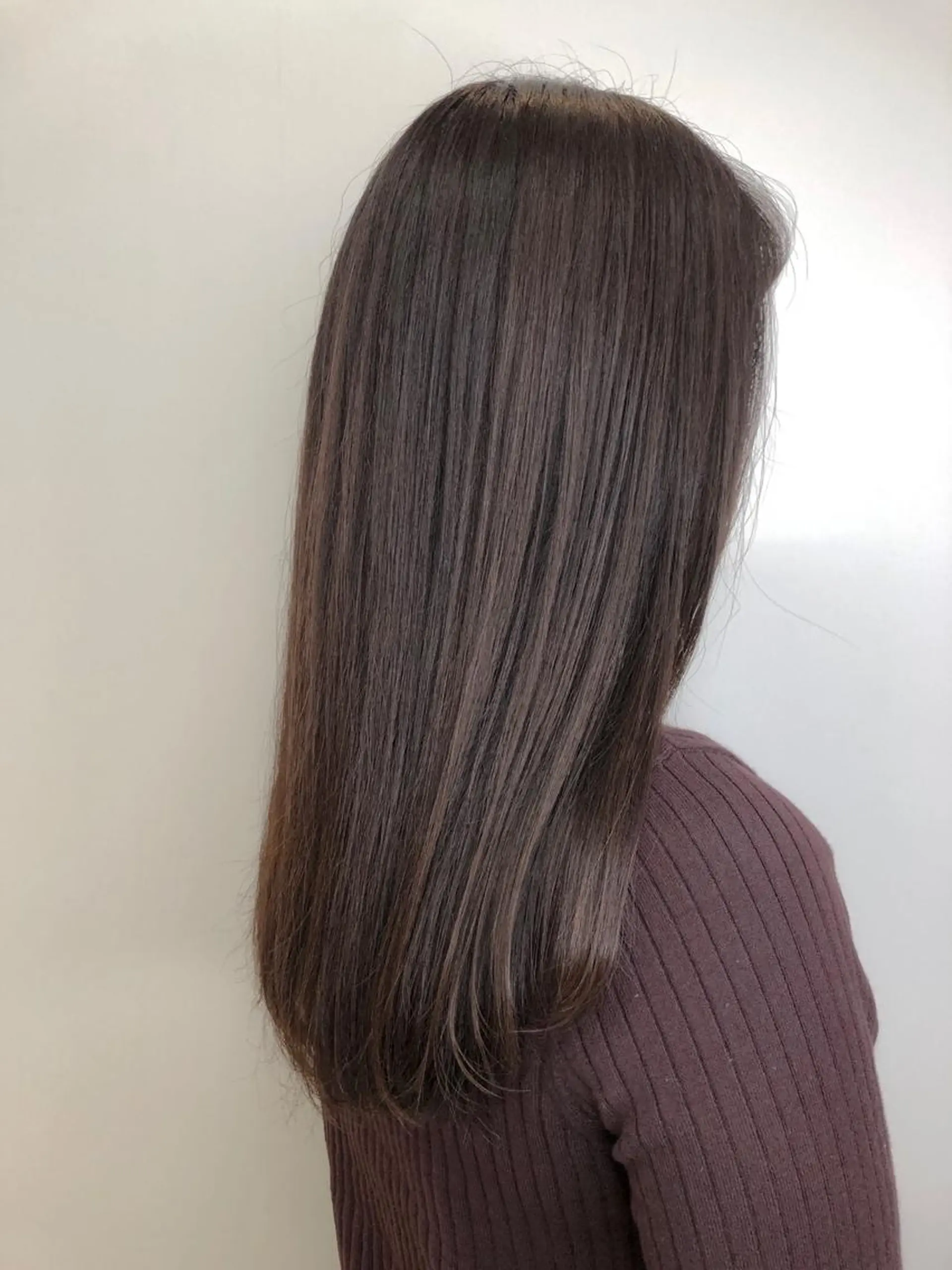 ミディアム カラー ラベンダーカラー ラベンダーグレー 【透明感、艶髪】西村 有司のヘアスタイル