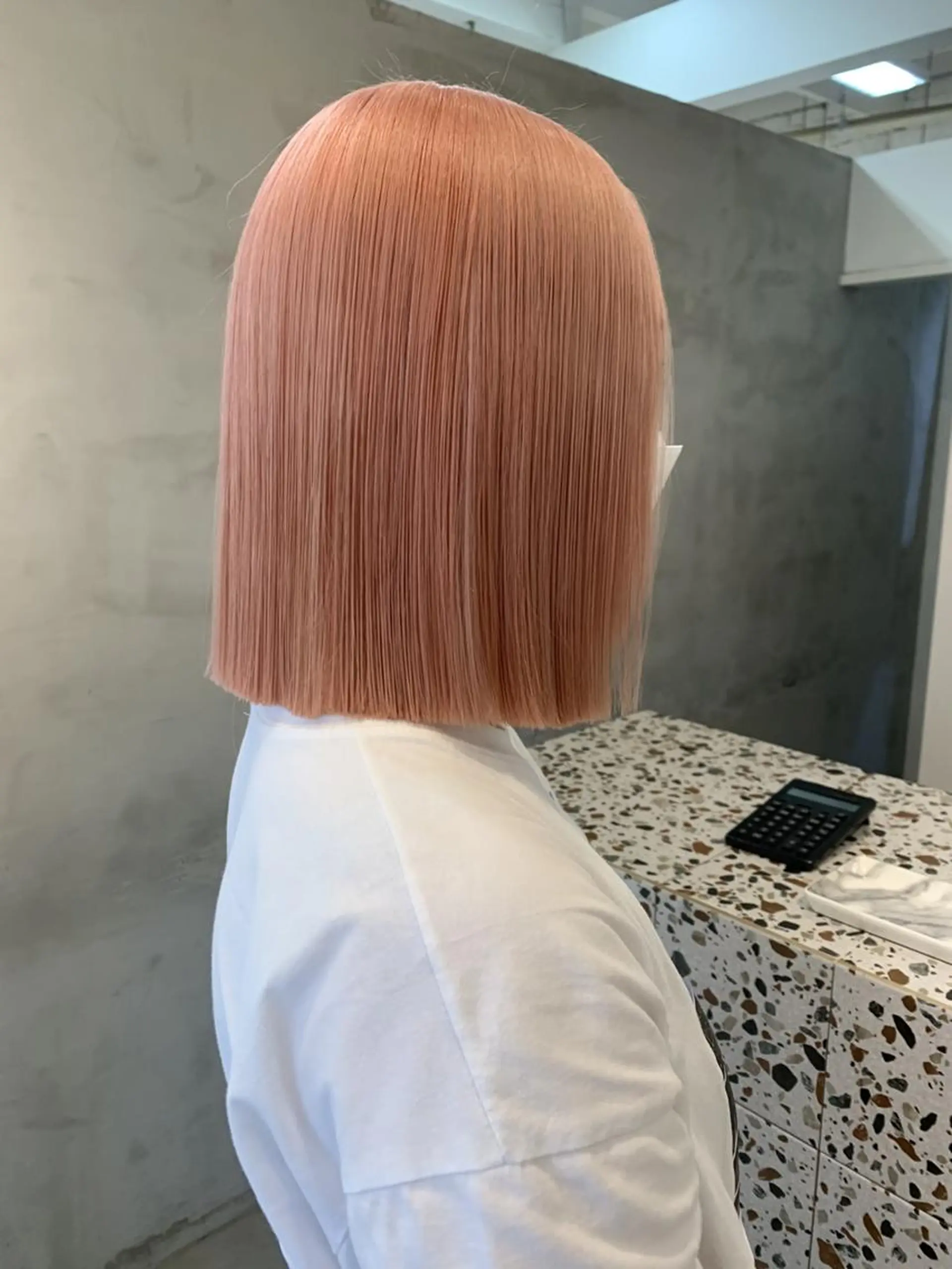 ミディアム カラー ブリーチ ケアブリーチ オレンジ ピンクカラー ブリーチカラーが人気 onnuのヘアスタイル