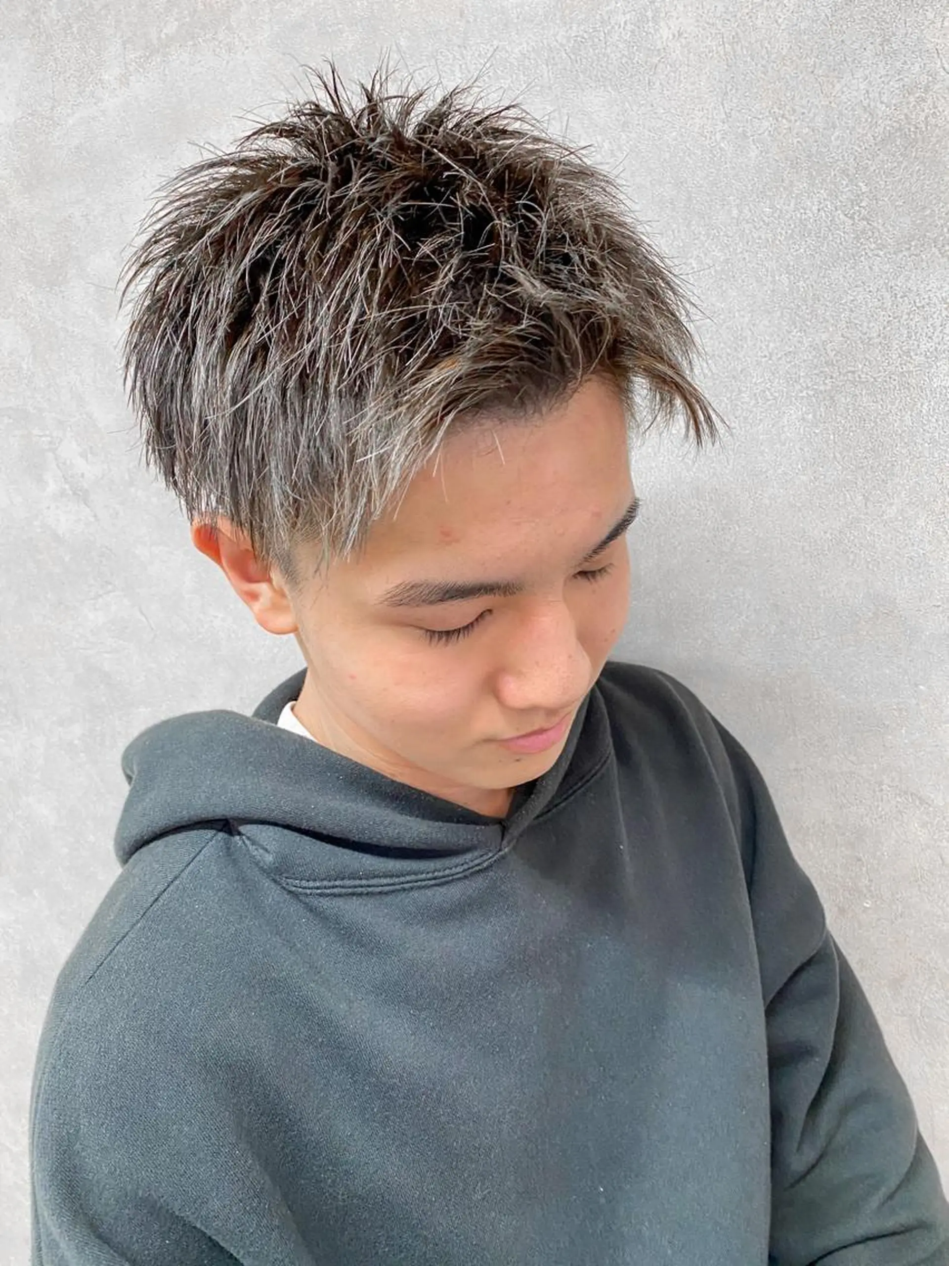 カラー パーマ ヘアアレンジ メンズ カット ヘアカラー 【メンズ専門美容師】 NUMBER.12のヘアスタイル