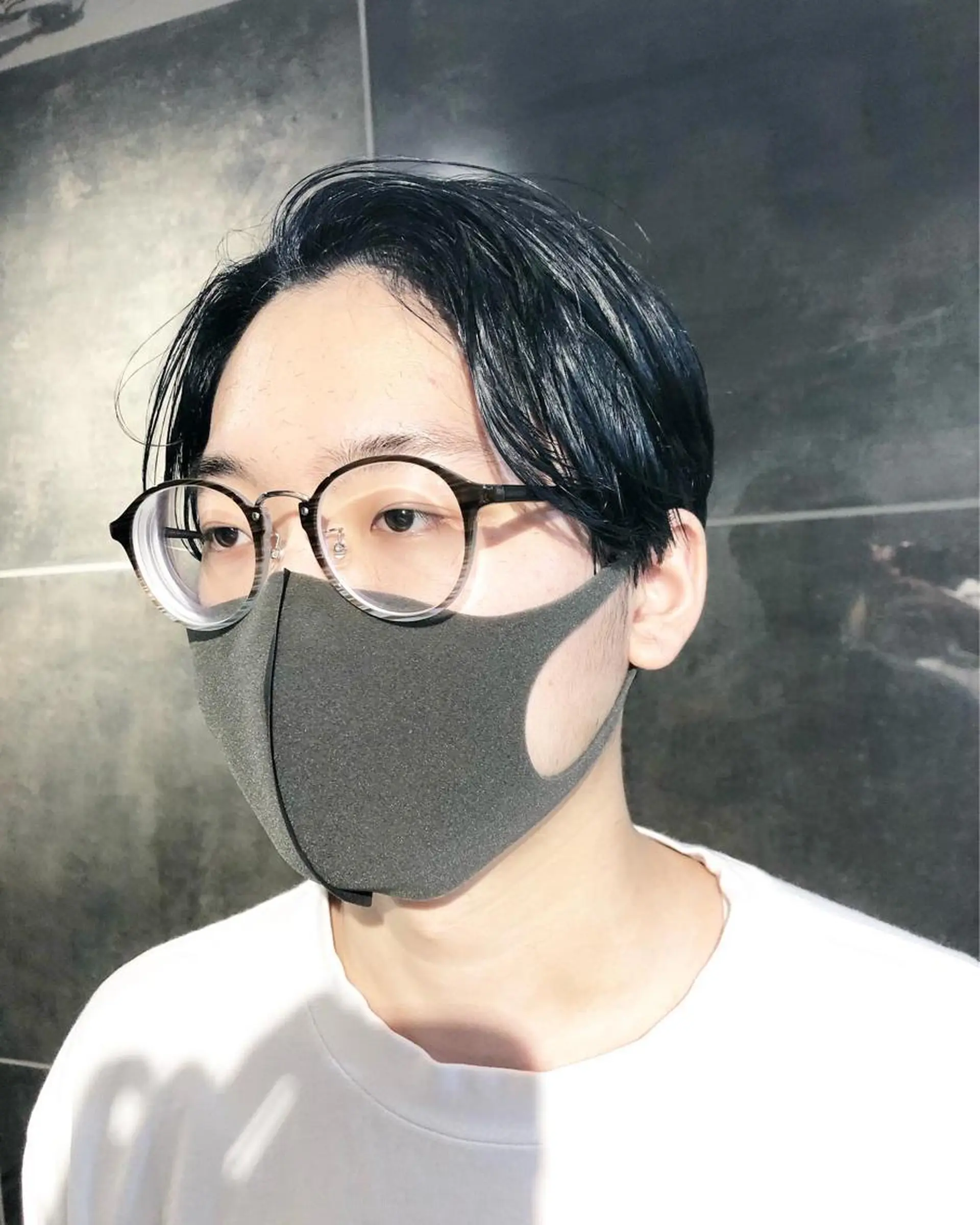 カラー ヘアアレンジ メンズ メンズブリーチ 黒髪 ブリーチ ブルーカラー ブルーブラック カット ヘアカラー トリートメント ヘアセット メンズ特化✂️栗原 侑也のヘアスタイル