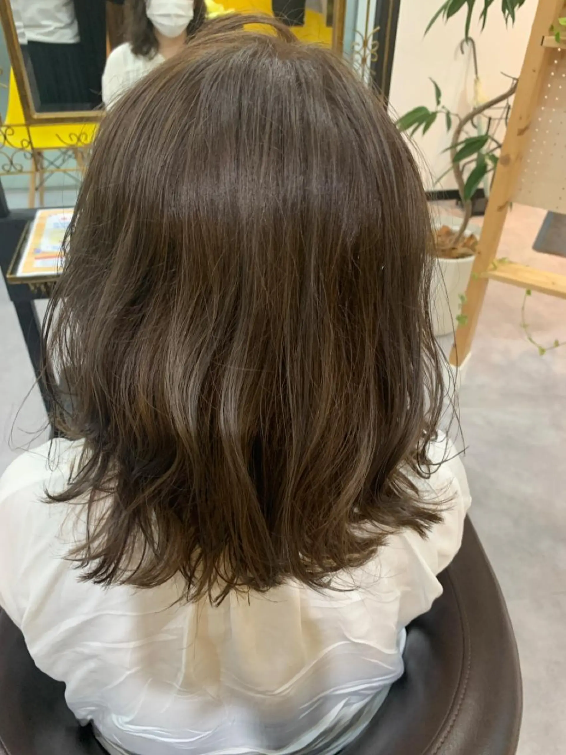 ミディアム 境 菜摘のヘアスタイル