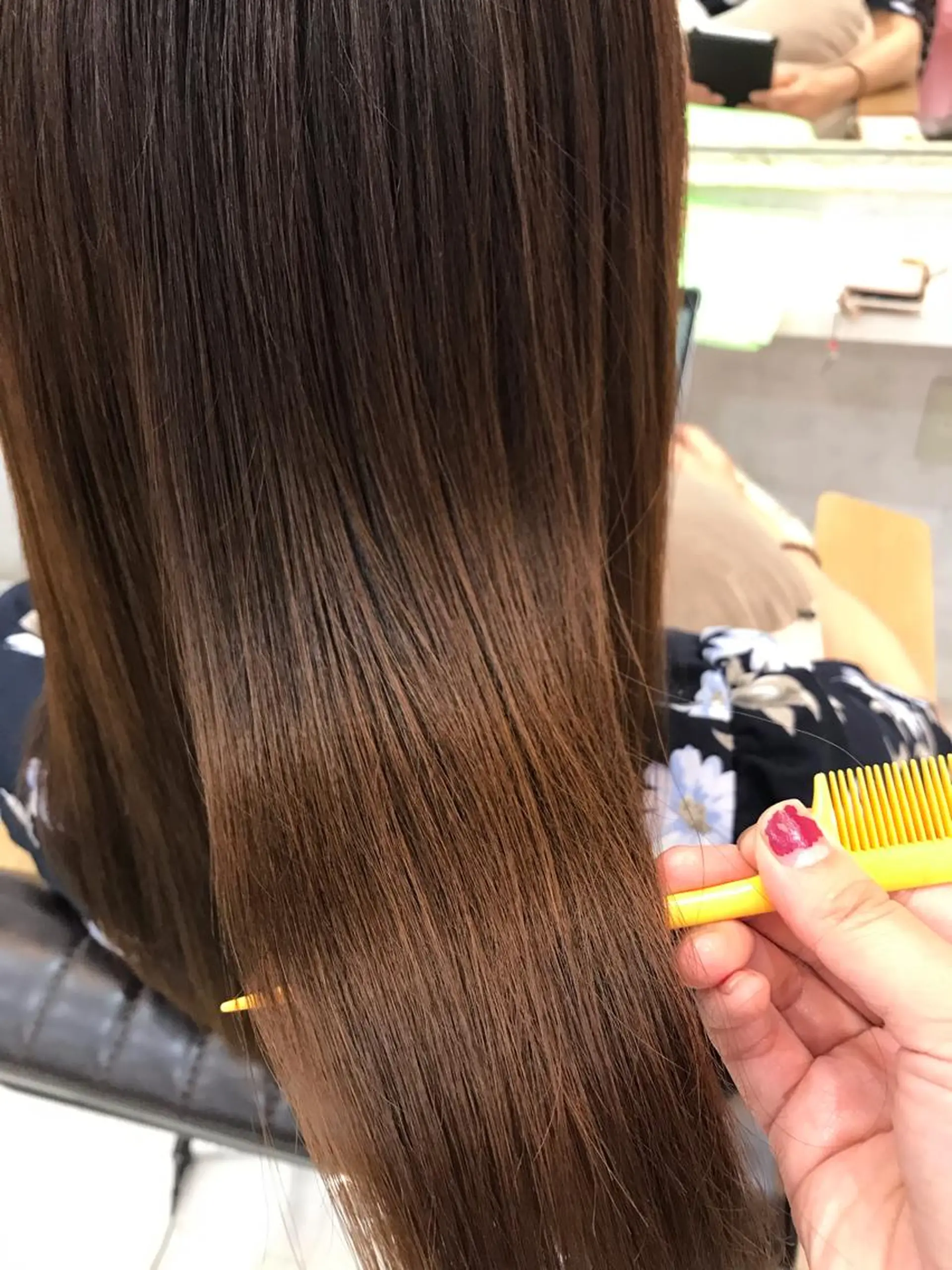 セミロング トリートメント 野澤 朱里のヘアスタイル