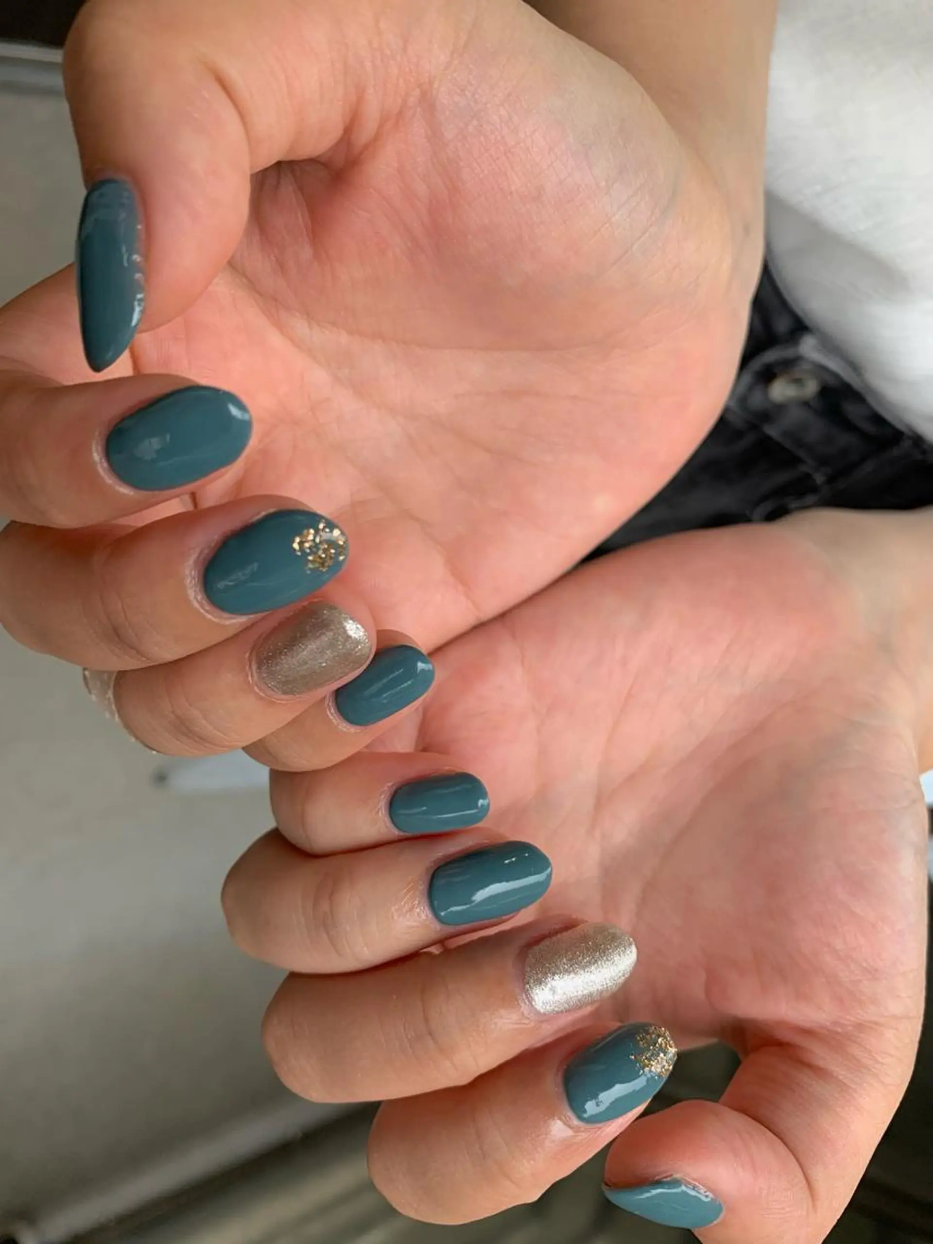 ネイル ワンカラーネイル マキノ ユイのネイルデザイン