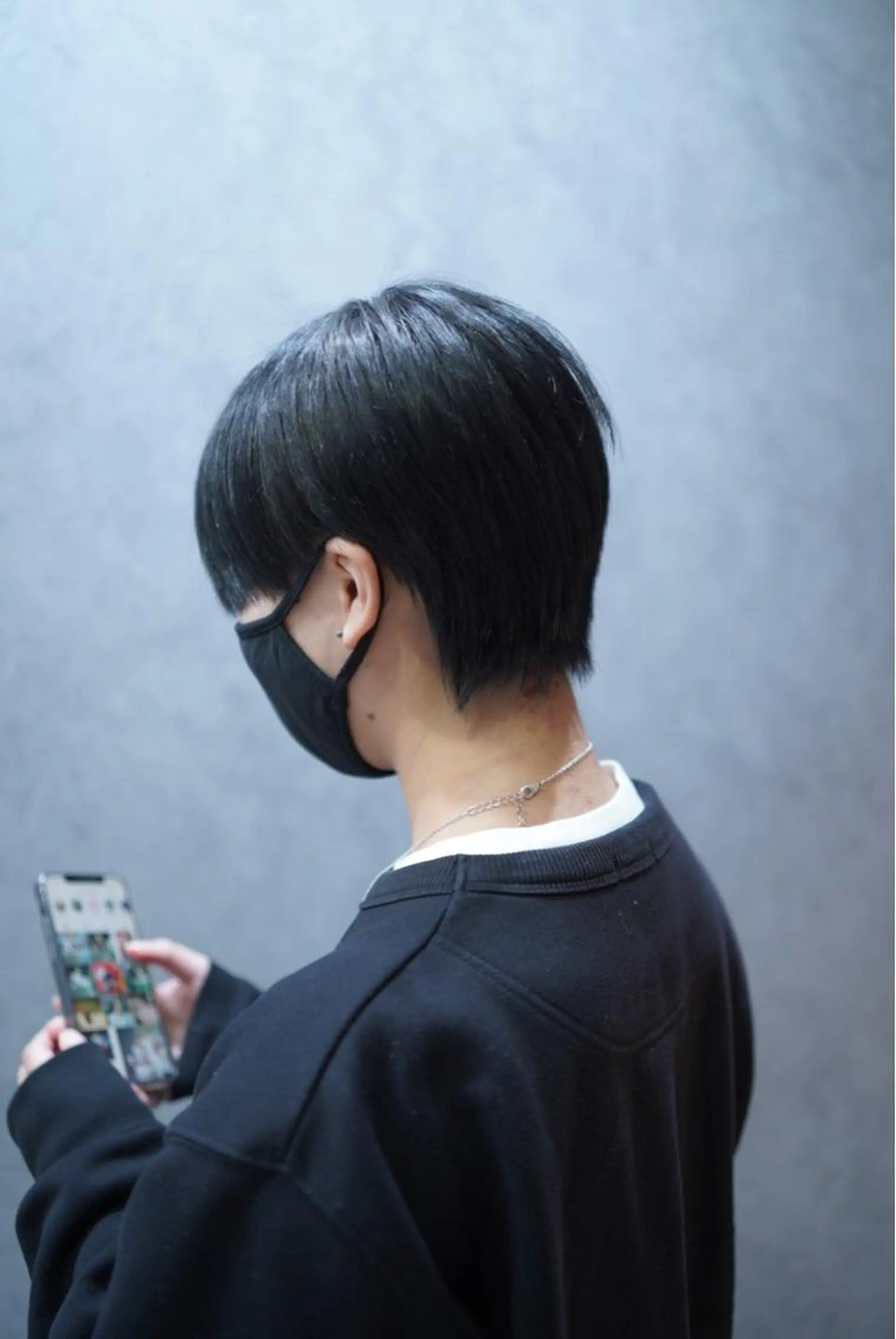 ショート カラー 伊藤 玲衣のヘアスタイル