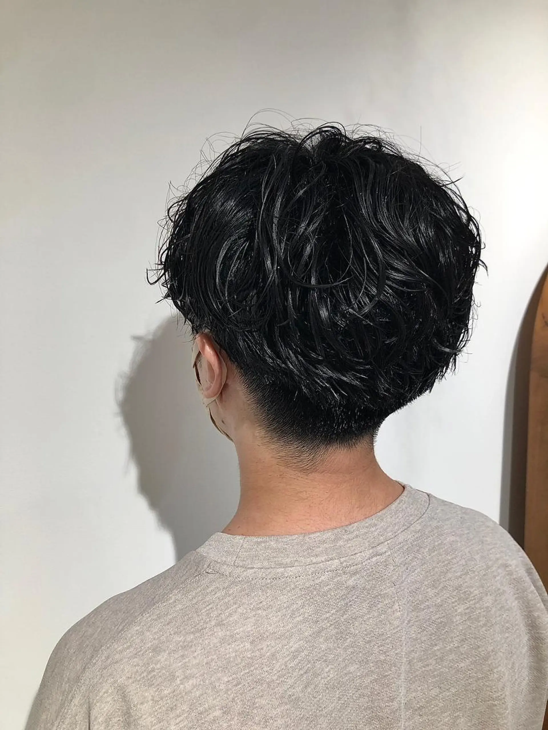 ショート メンズ パーマ アップバング ビジネス マッシュ メンズパーマ メンズツイストパーマ カット 高橋 英彦のヘアスタイル