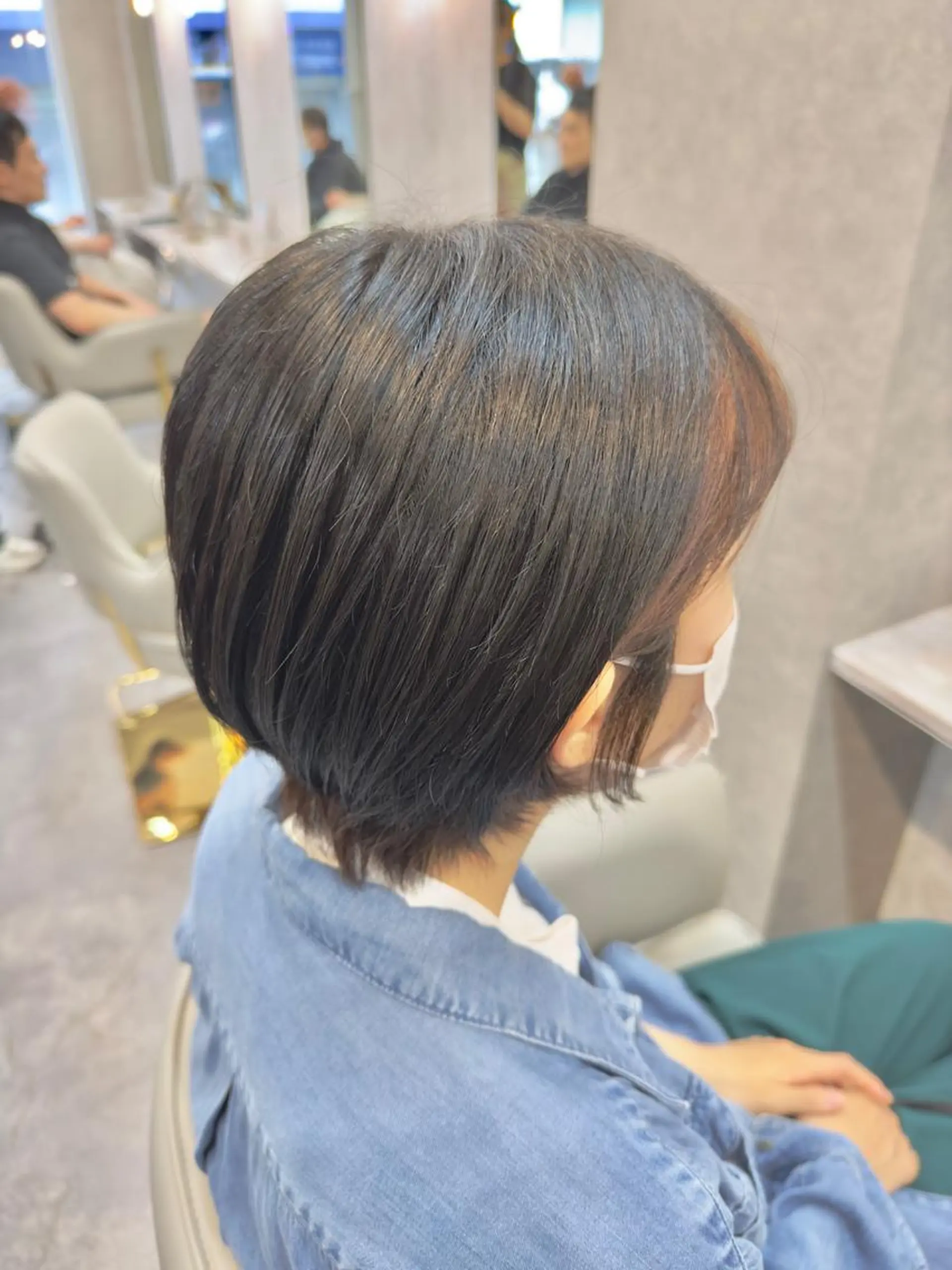 ショート 粟野 裕稀のヘアスタイル