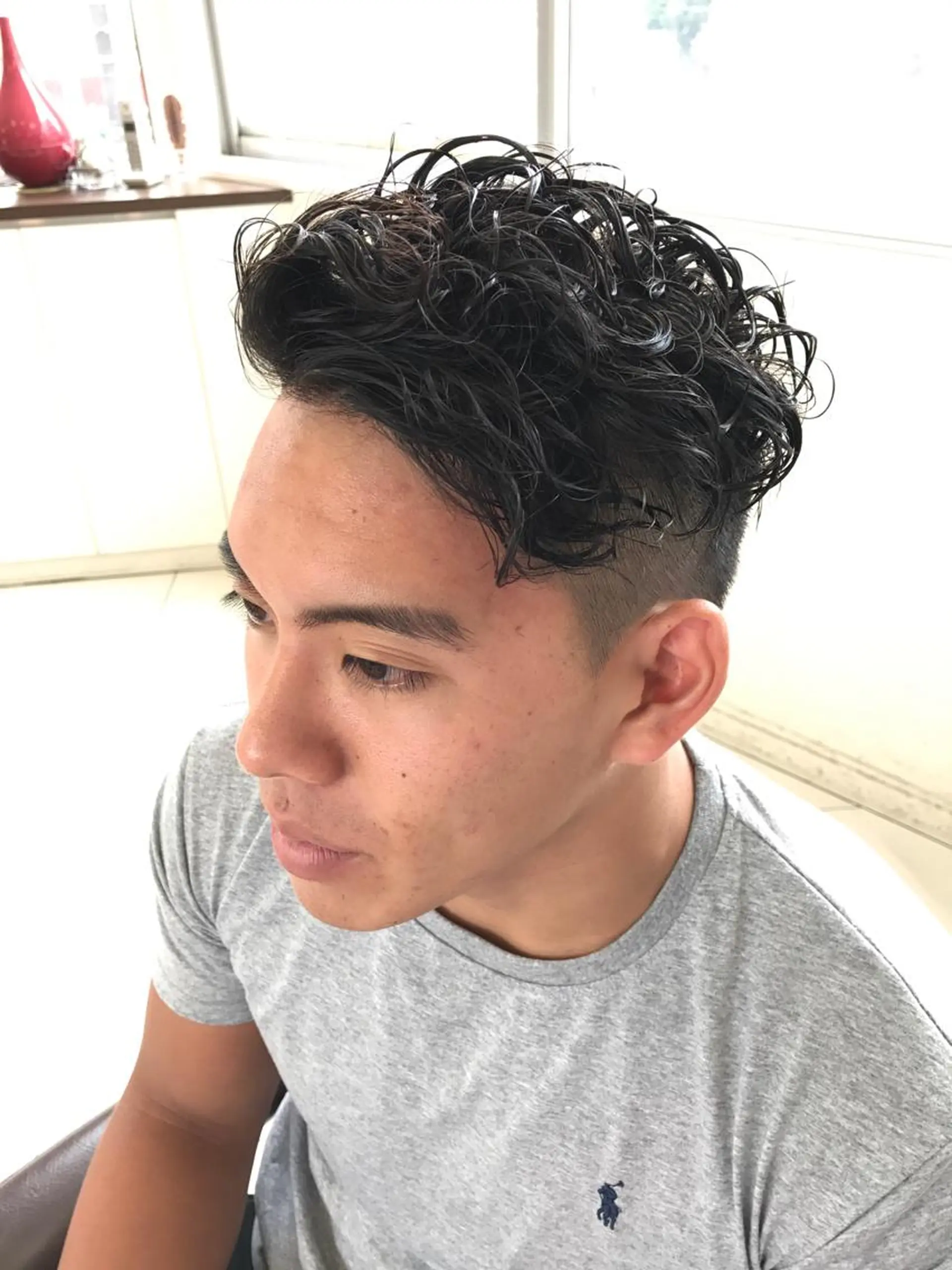 ショート カラー パーマ メンズ メンズパーマ カット パーマ 🟦メンズパーマ🟦 横浜駅｜小上馬淳司のヘアスタイル