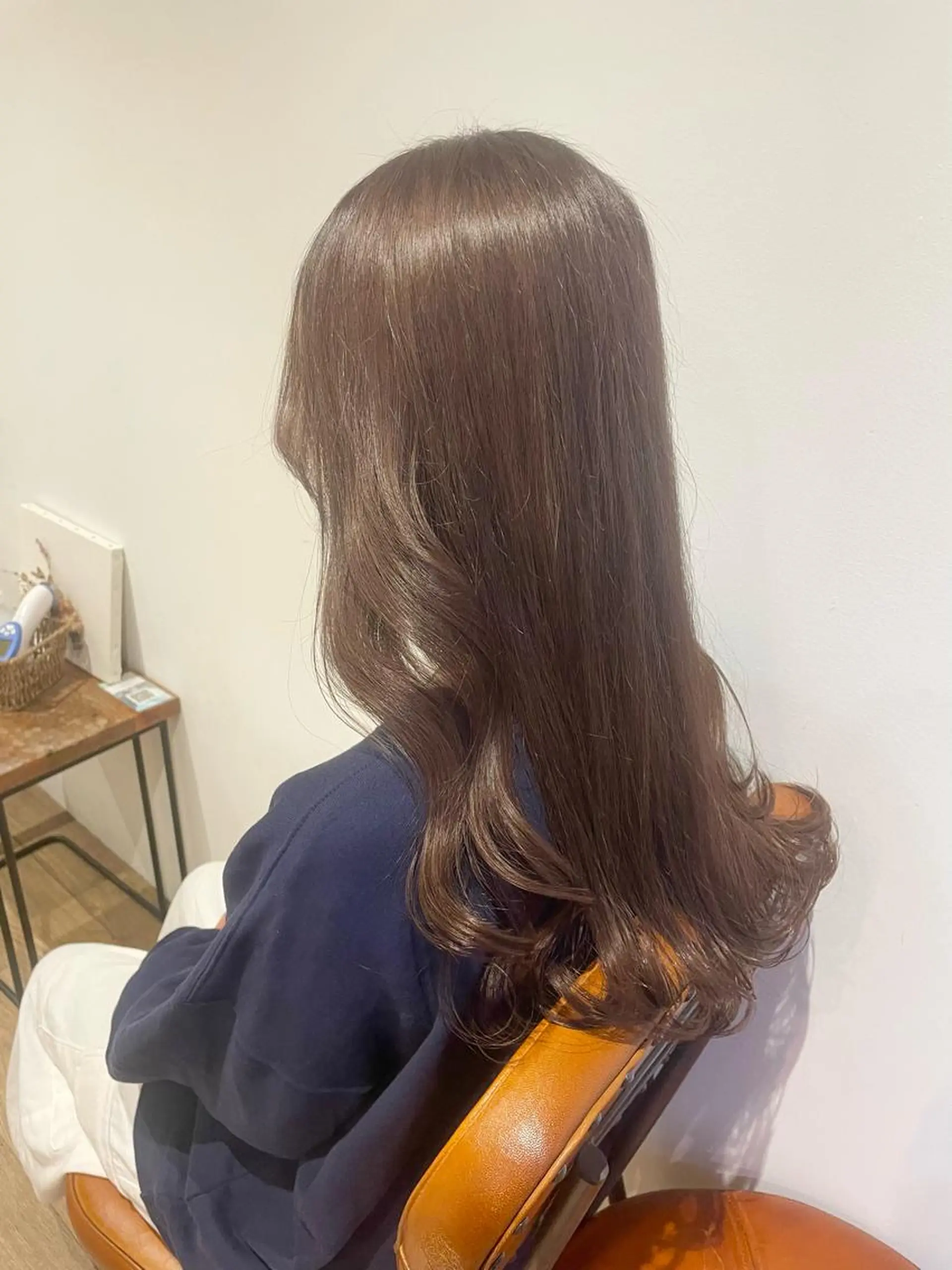 ロング カラー パーマ ヘアアレンジ キッズ ネイル マツエク・マツパ アイブロウ ブラウン Himawari♡ 柔らかいカラーのヘアスタイル