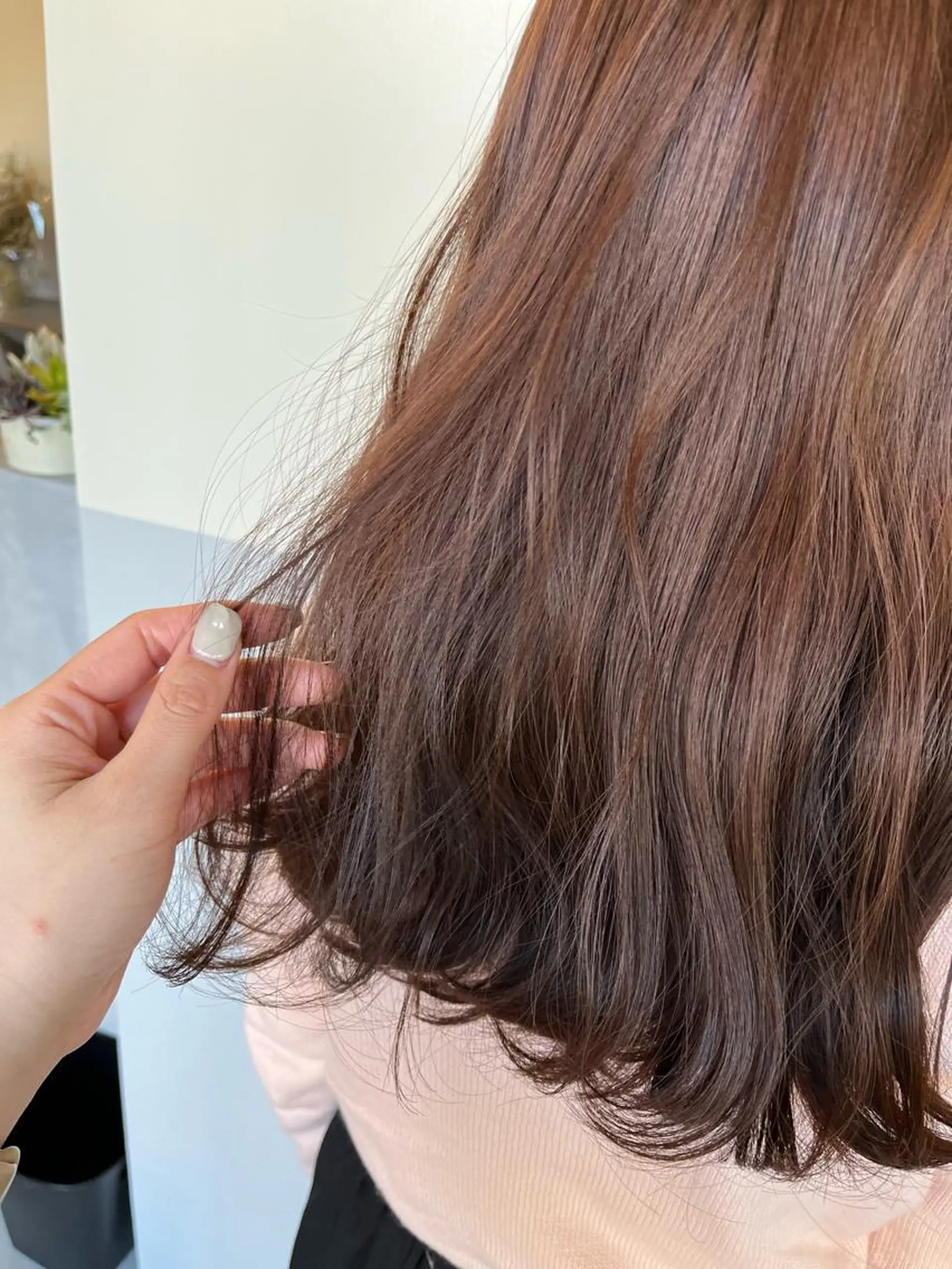 セミロング 神谷 夏帆のヘアスタイル