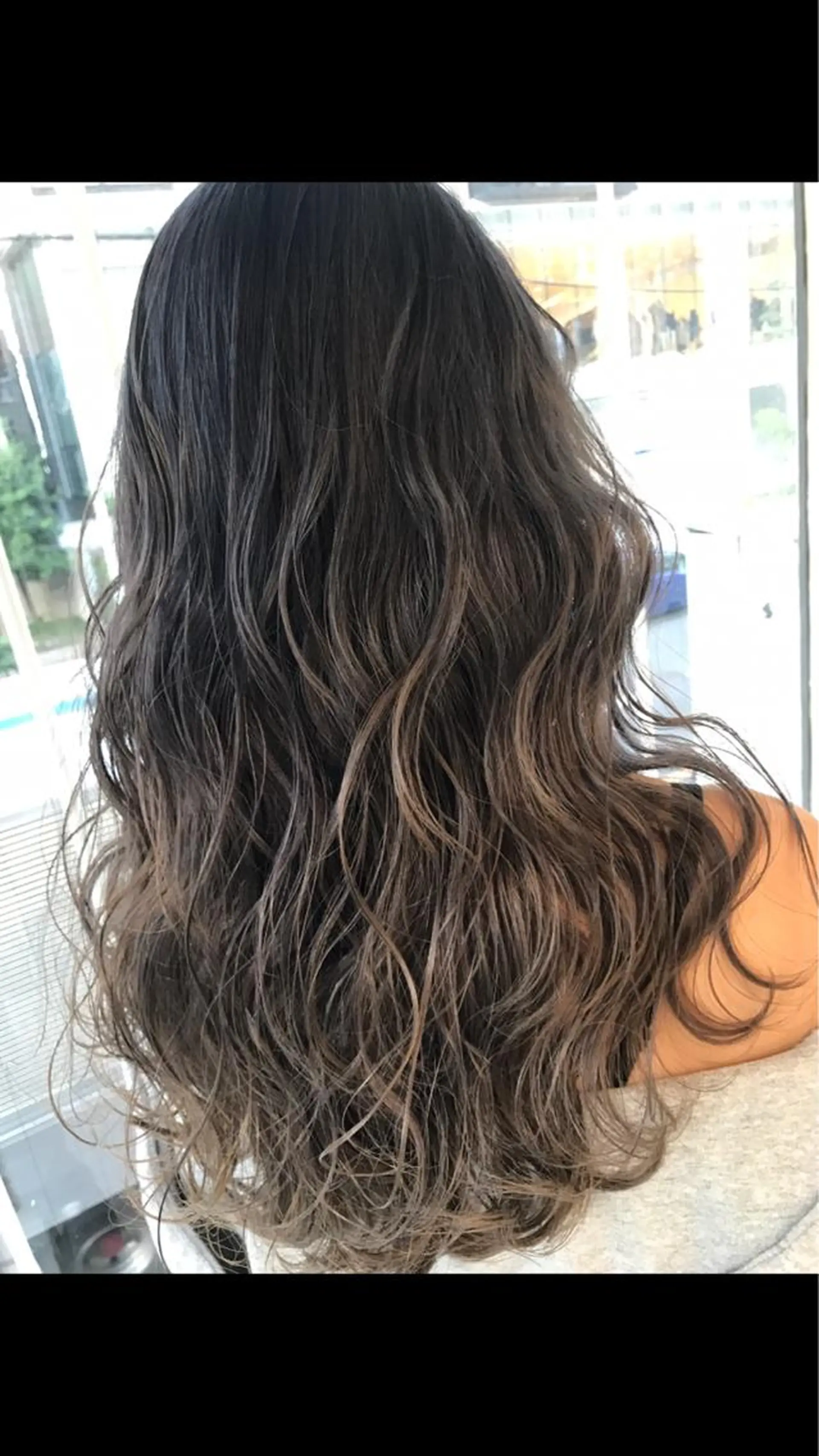ミディアム カラー アディクシーカラー ブリーチ ダブルカラー イルミナカラー トリートメント ヘアカラー トリートメント ヘアセット LAS 代表 ナガカワ コウヘイのヘアスタイル