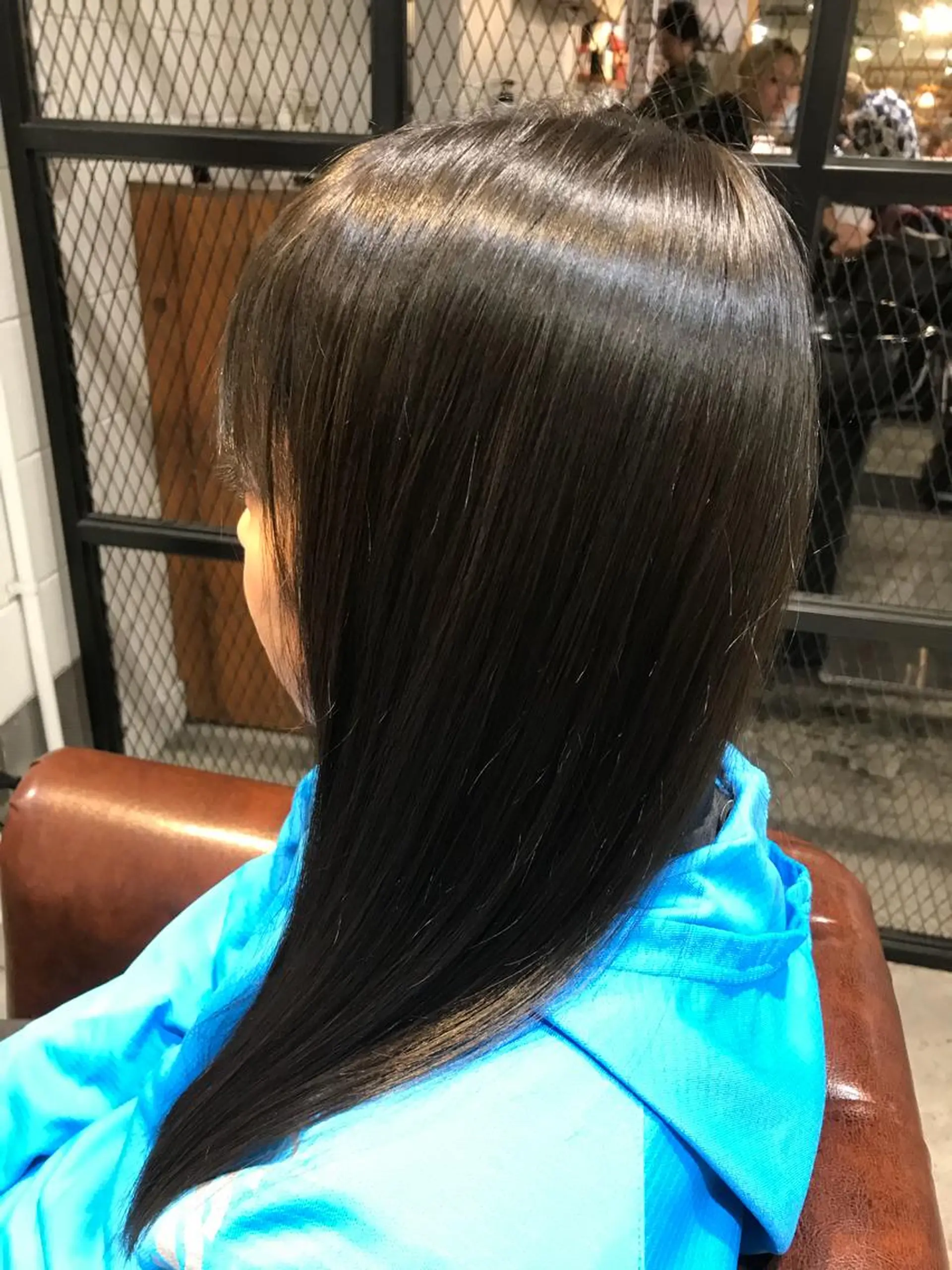 セミロング カラー アッシュ ブルーカラー ブルーアッシュ 竹嶌 健吾のヘアスタイル