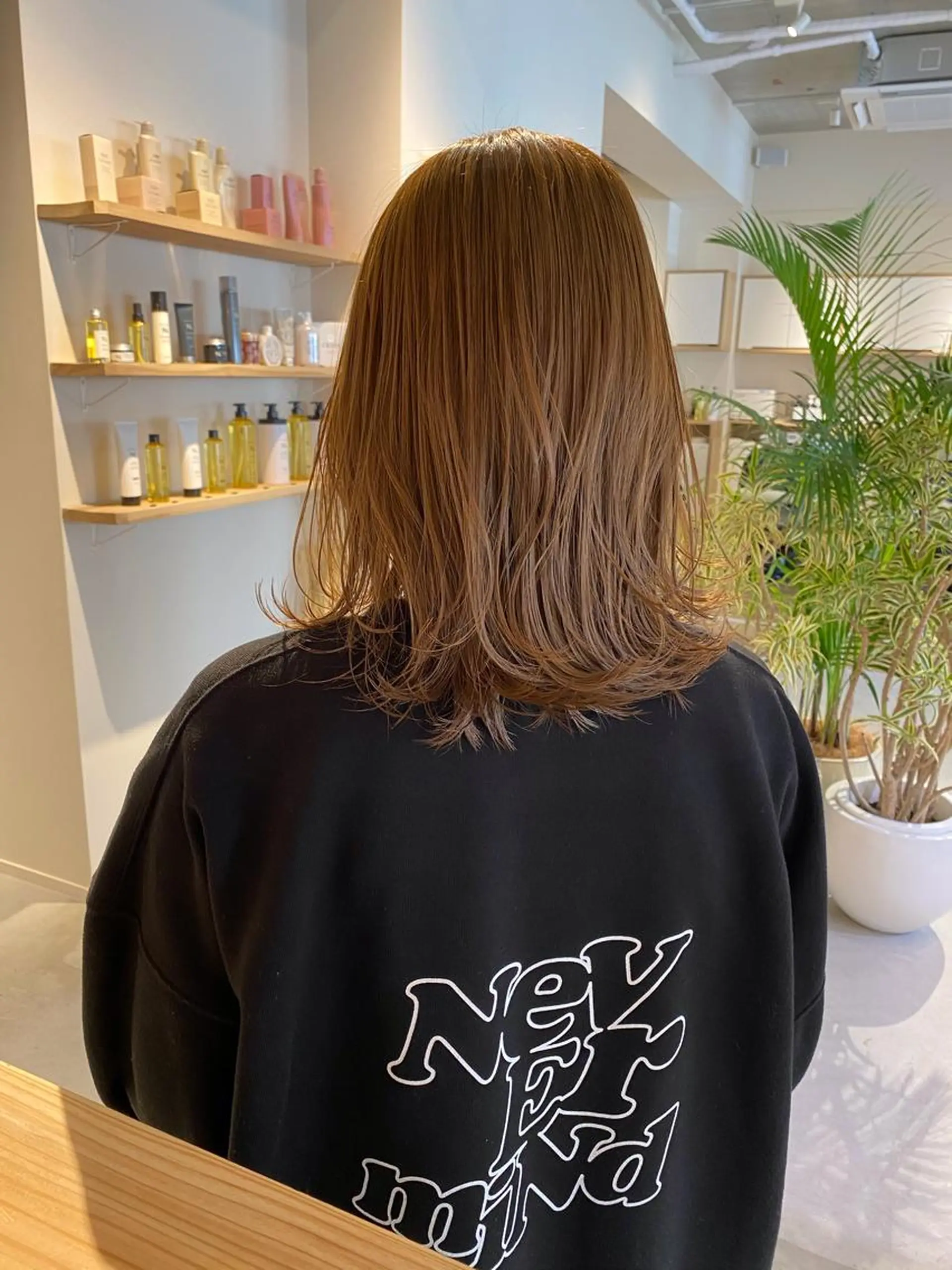 ミディアム カット ヘアカラー トリートメント イメチェンカット✂️ 錦糸町佐藤店長のヘアスタイル