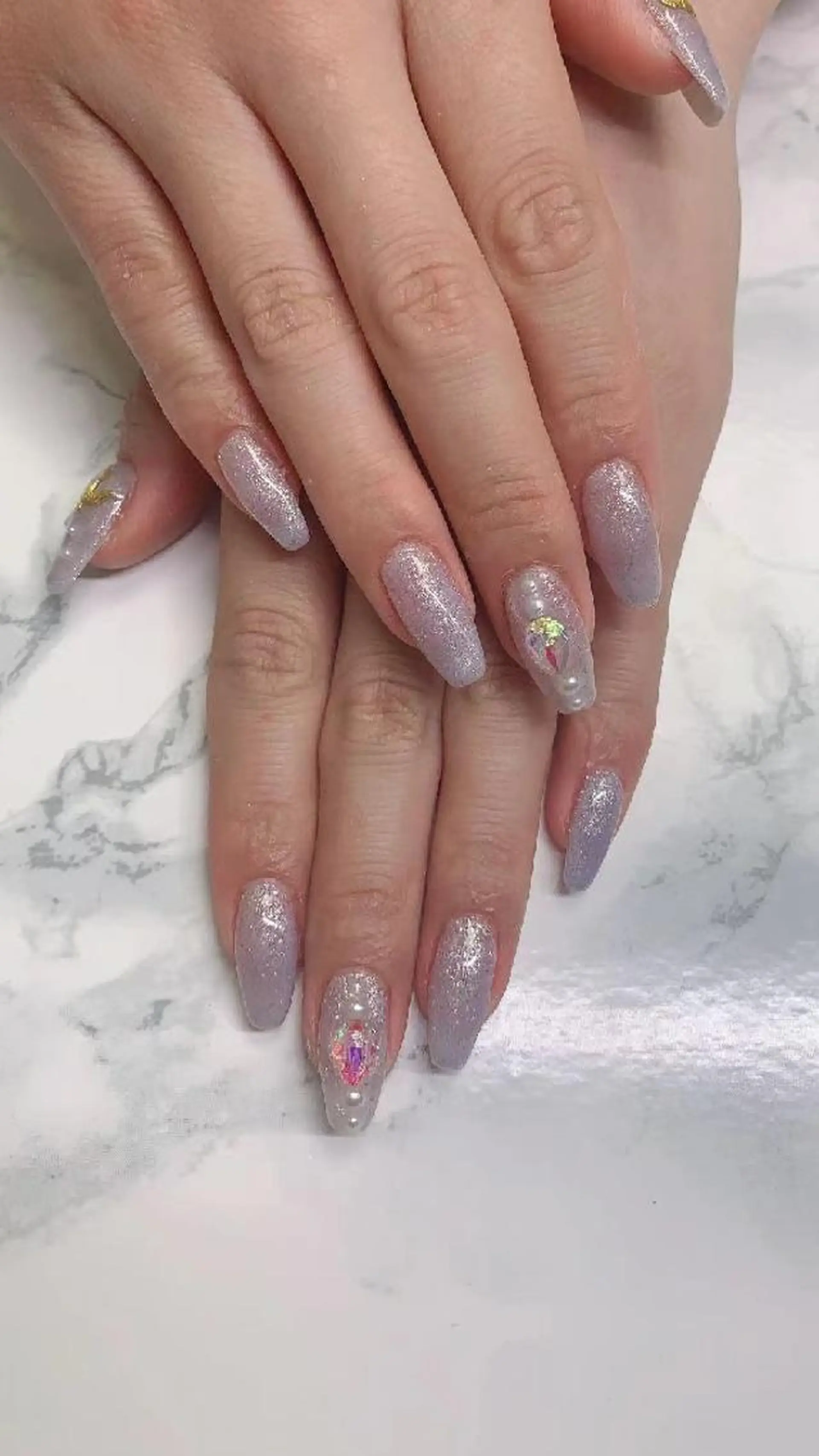 ネイル はな💎ネイル ワンホン、長さ出しのネイルデザイン