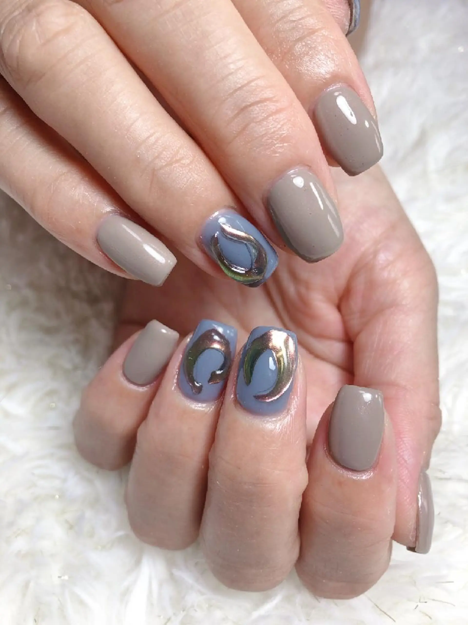 ショート ネイル ニュアンスネイル ☺︎山部 志麻☺︎のネイルデザイン
