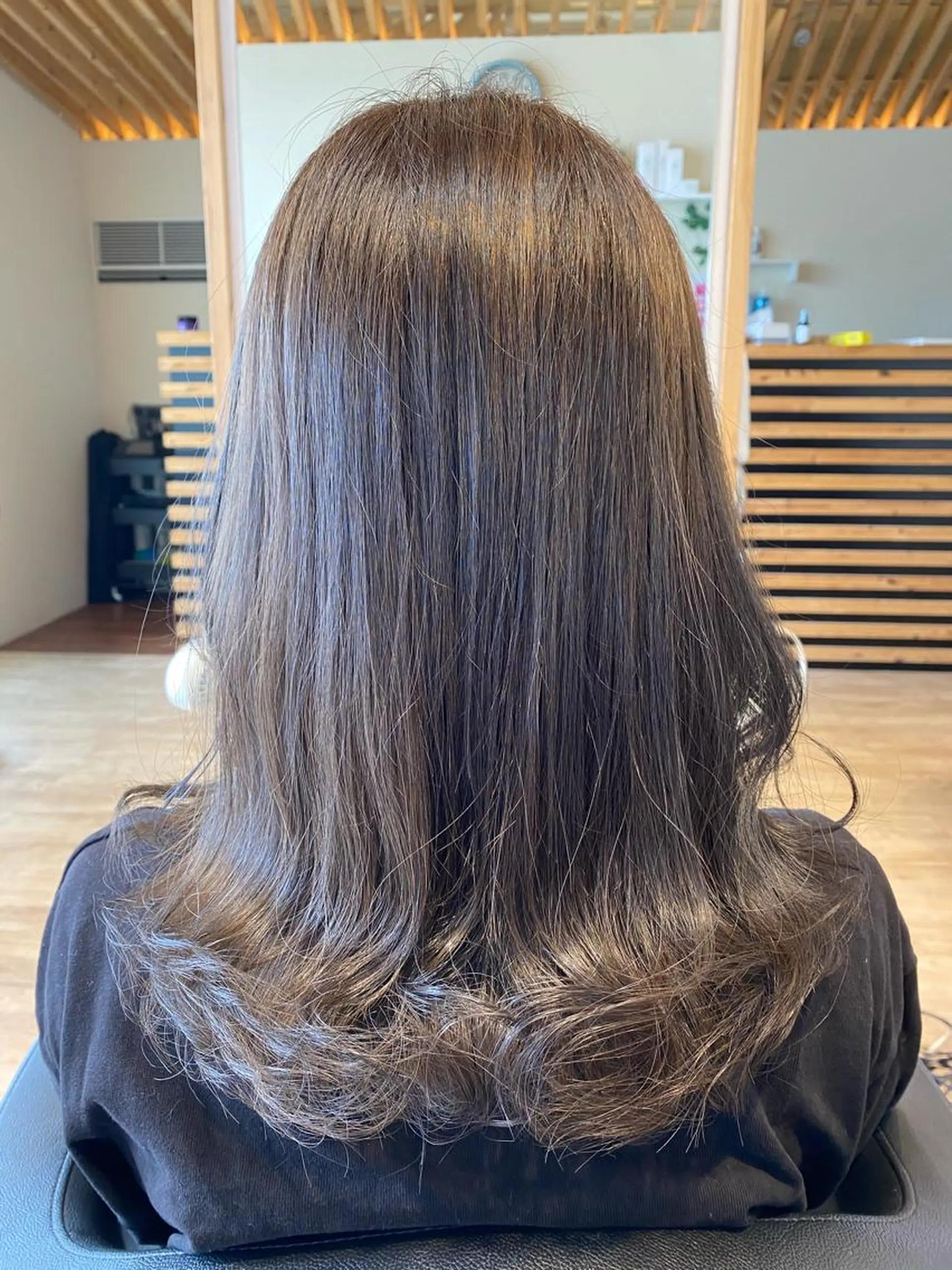 ロング カラー 関口 友行のヘアスタイル