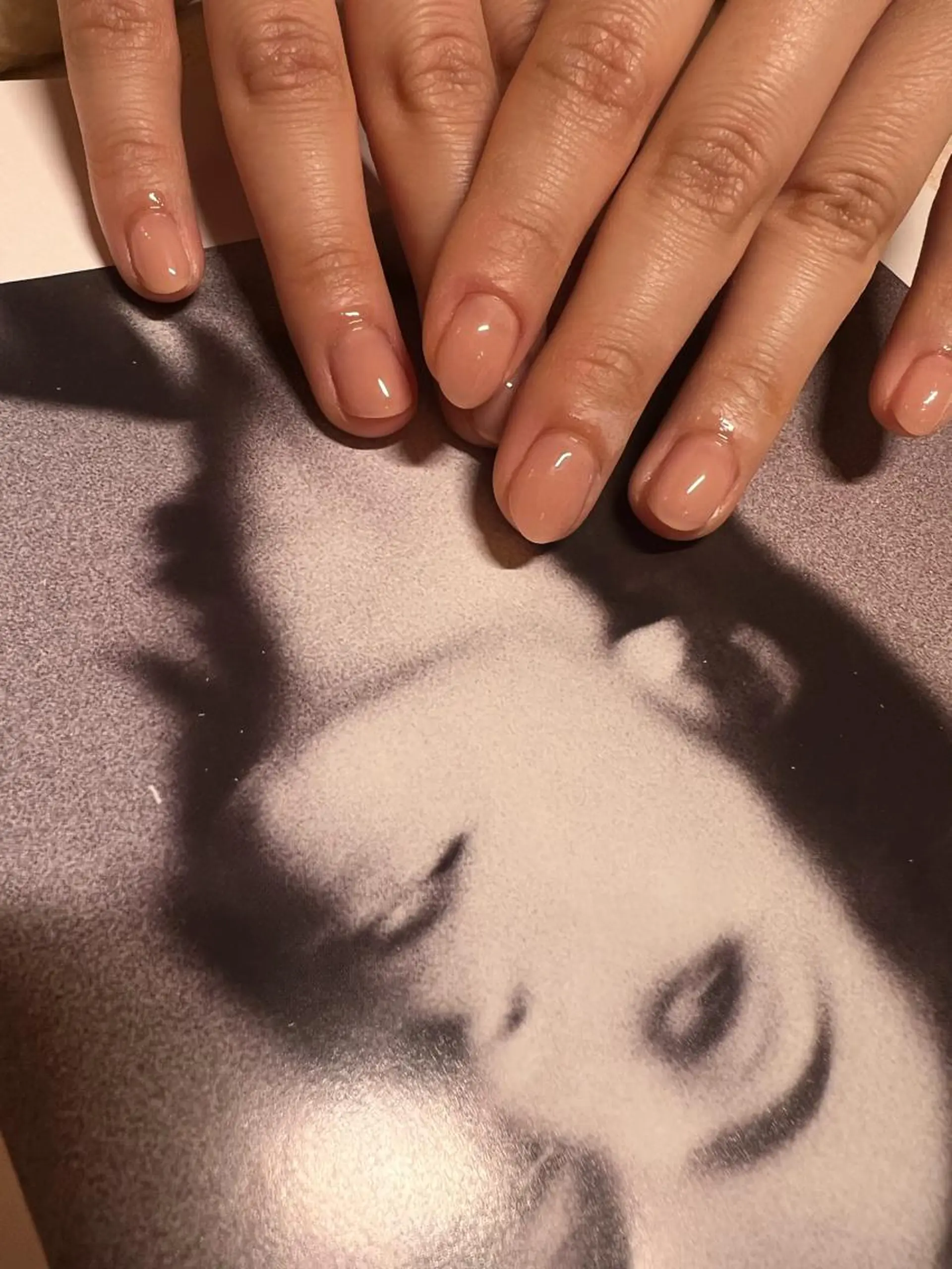 ネイル オーロラネイル 長さ出し ジェルネイル 韓国ネイル マグネットネイル ちゅるんネイル🪄 耳ツボジュエリー🔗のネイルデザイン