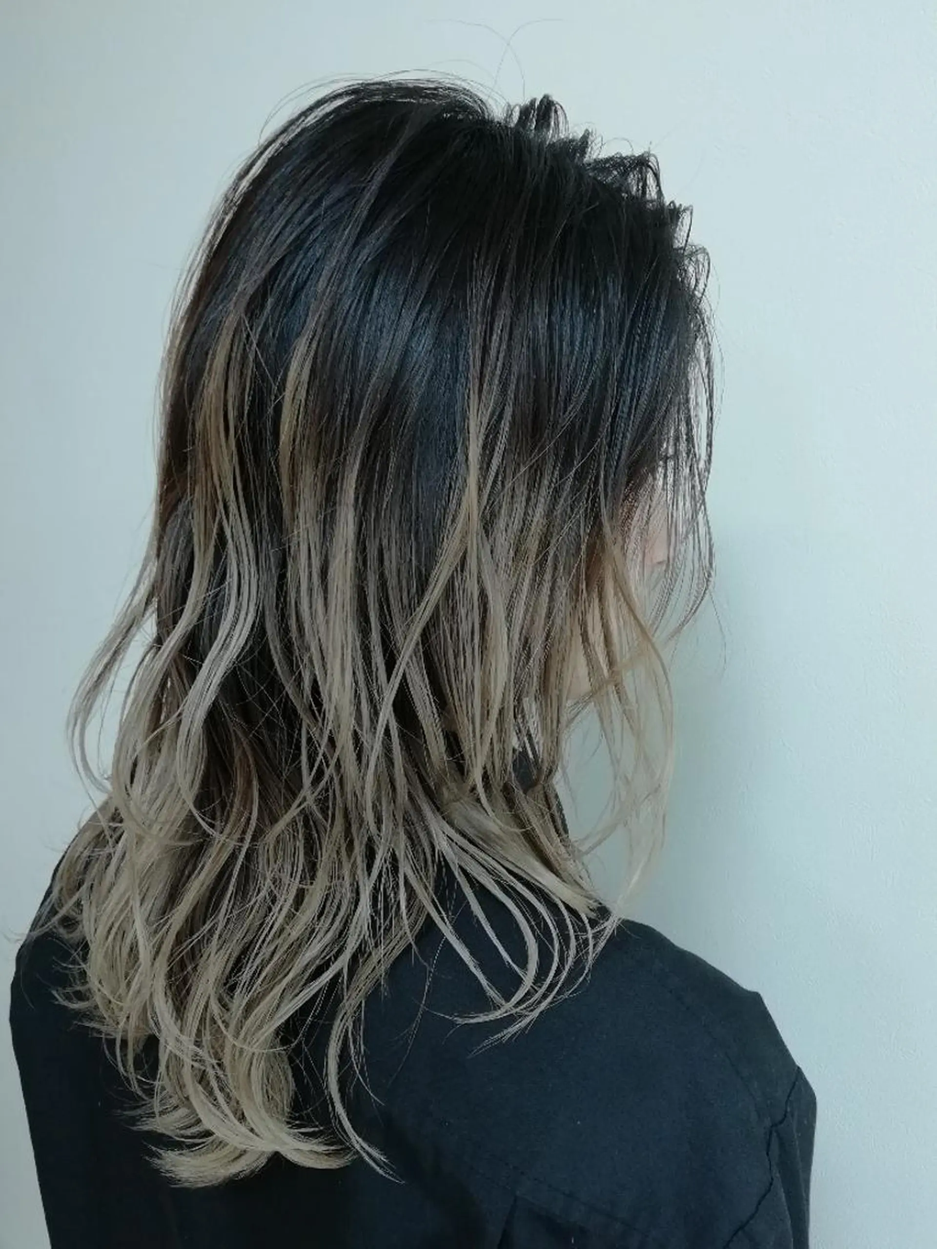 ロング カラー グラデーションカラー Roid 代表✨HIROのヘアスタイル